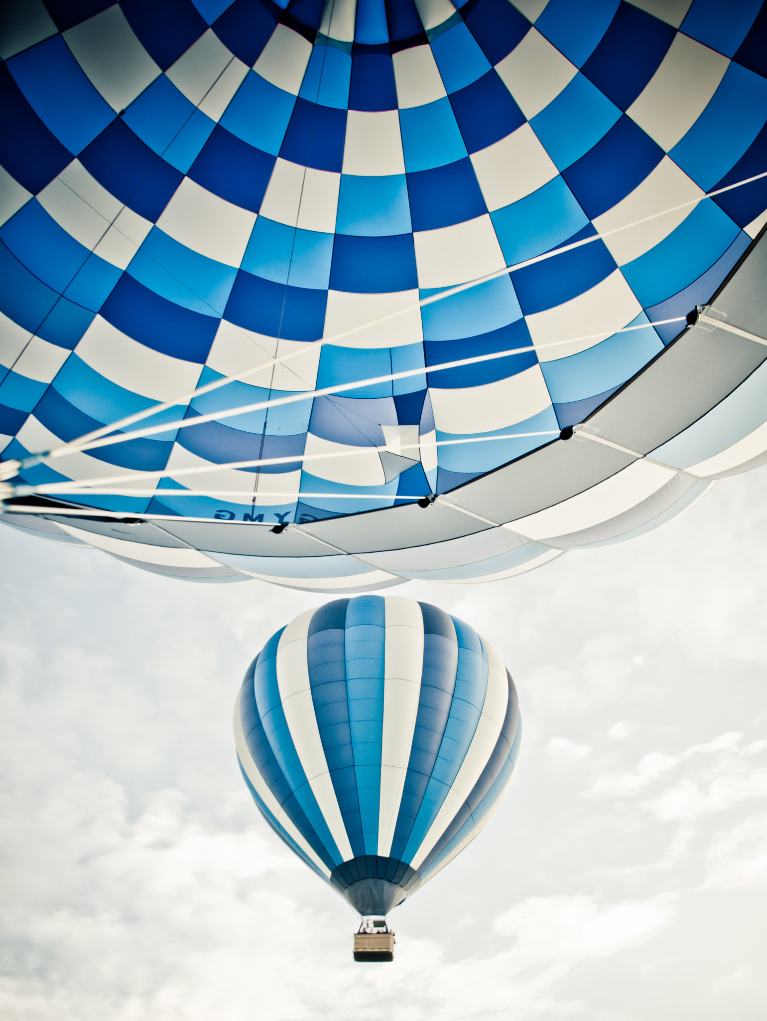 Nikon D300S + Sigma 18-200mm F3.5-6.3 DC OS HSM sample photo. Hot-air ballon hello! photography