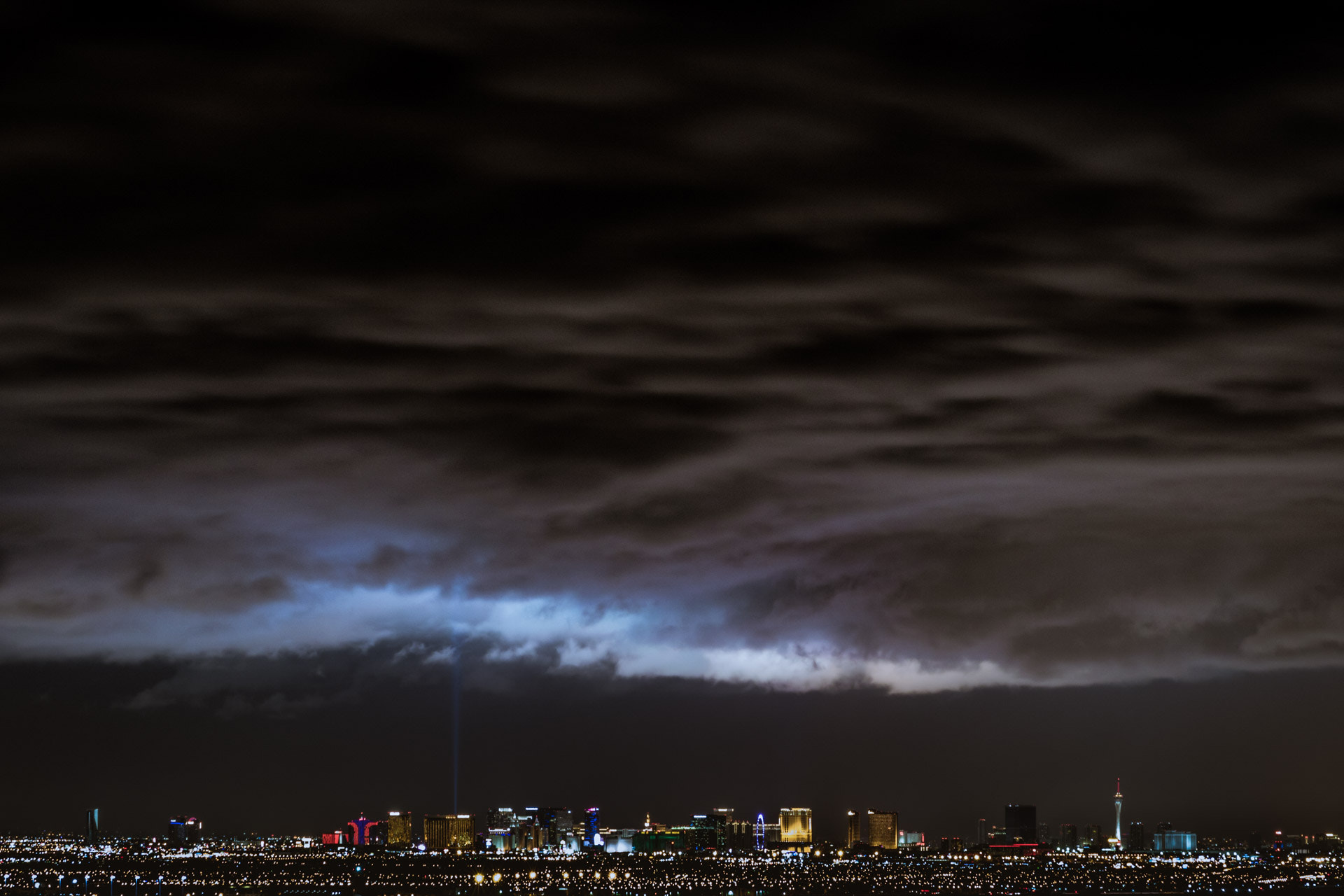 Canon EF 400mm f/2.8L sample photo. Beam me up photography