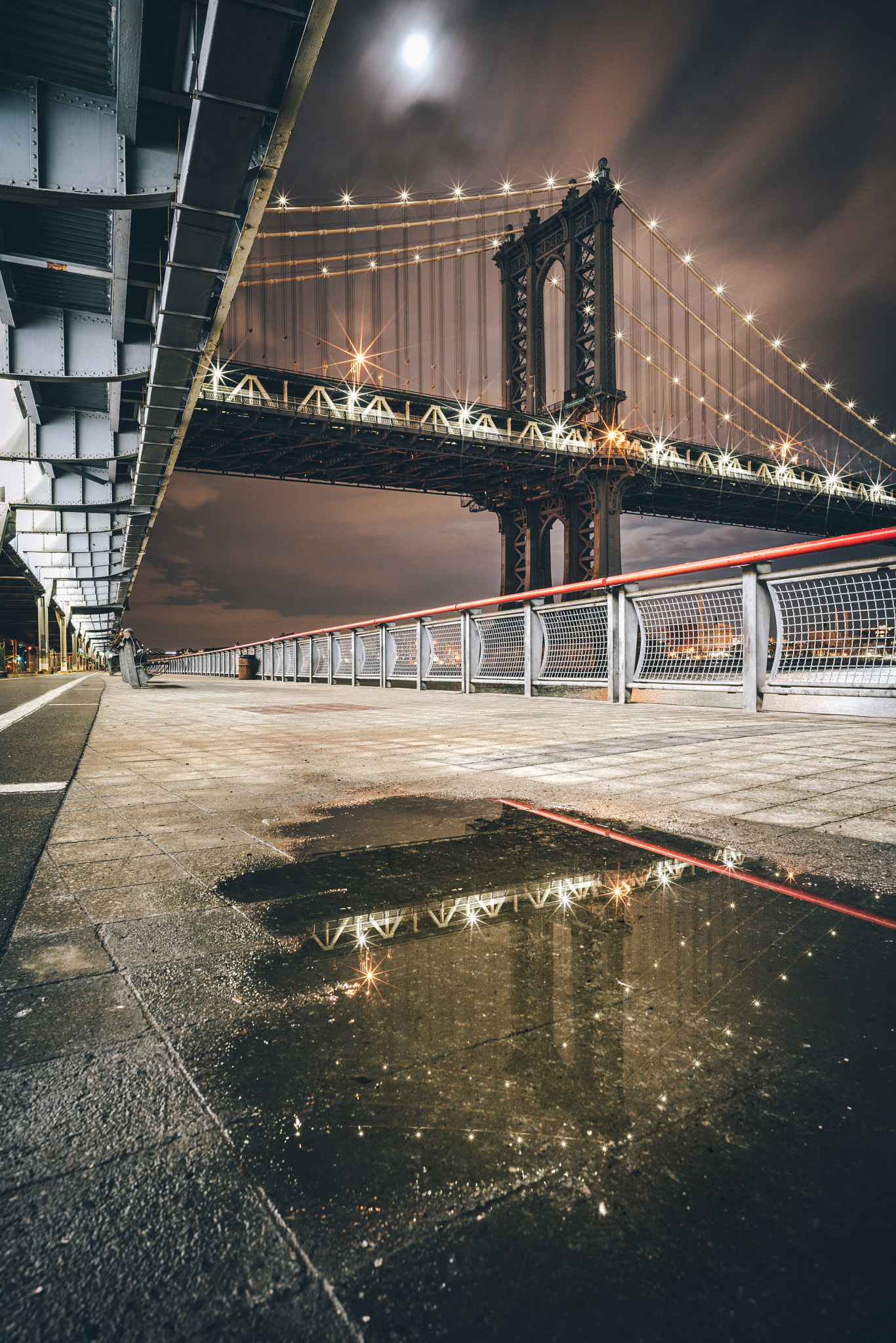E 21mm F2.8 sample photo. Puddle game photography