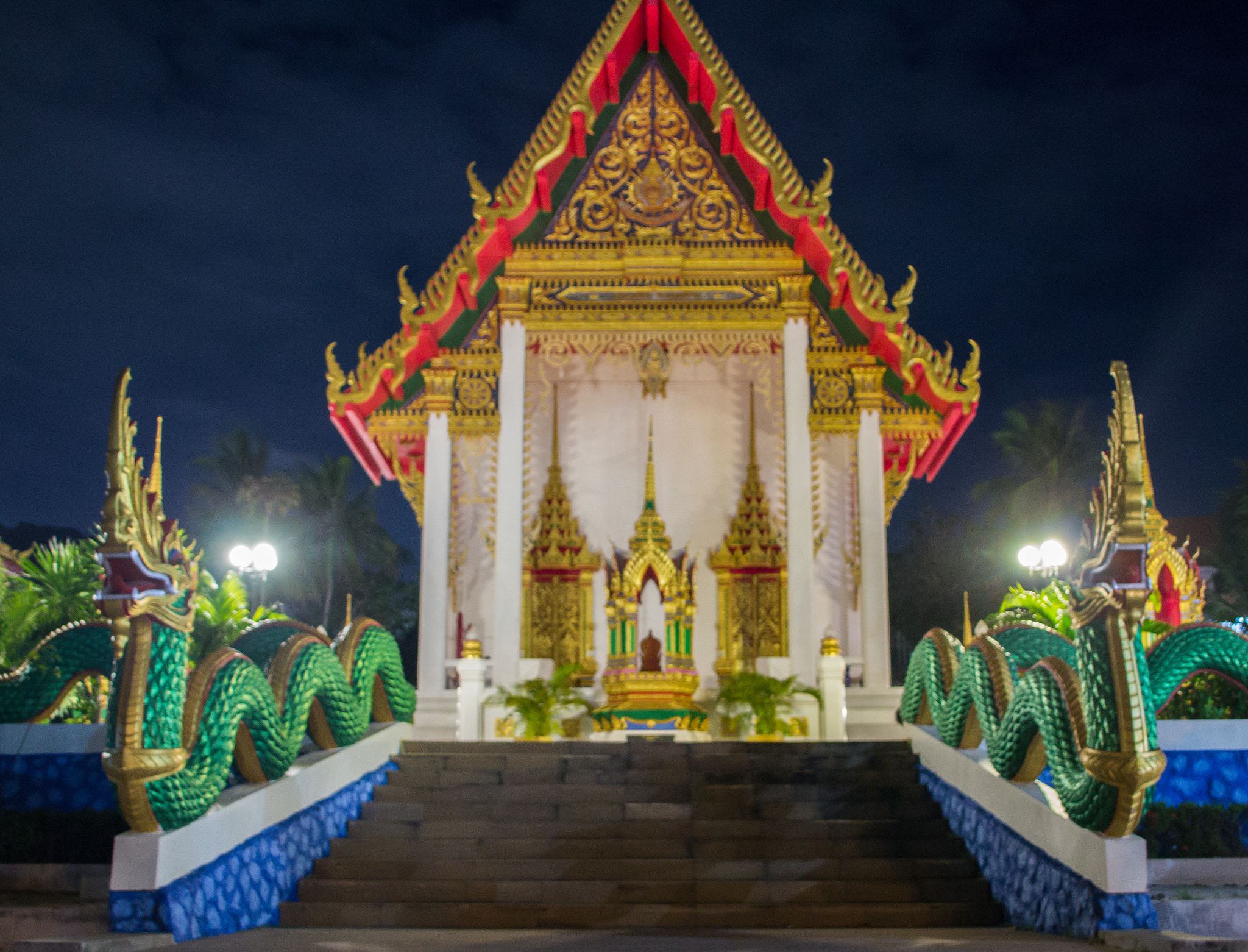 Canon TS-E 90mm F2.8 Tilt-Shift sample photo. Thailand trip : karon's temple by night photography