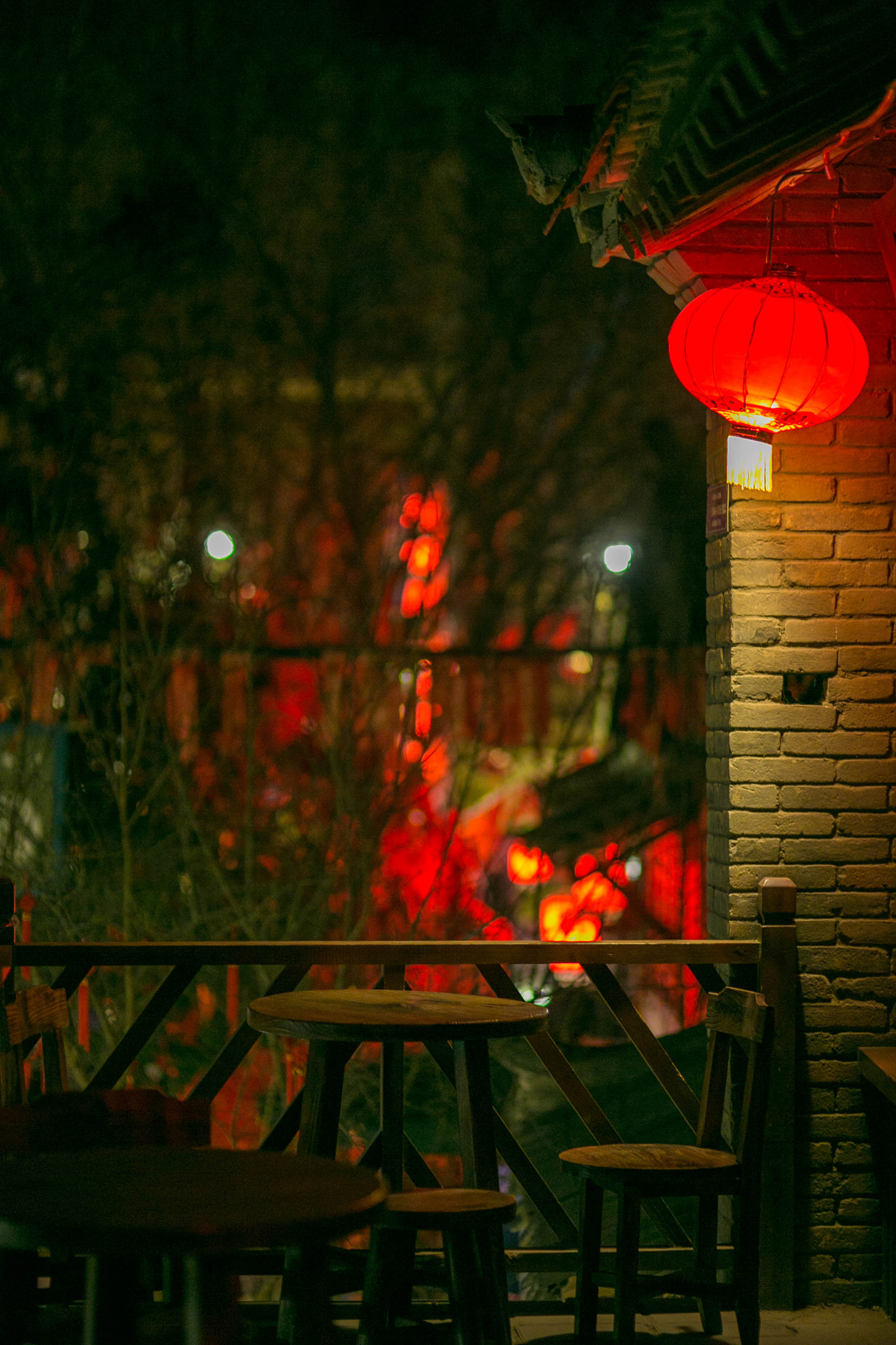 Sigma 85mm F1.4 EX DG HSM sample photo. 节前的等待 photography