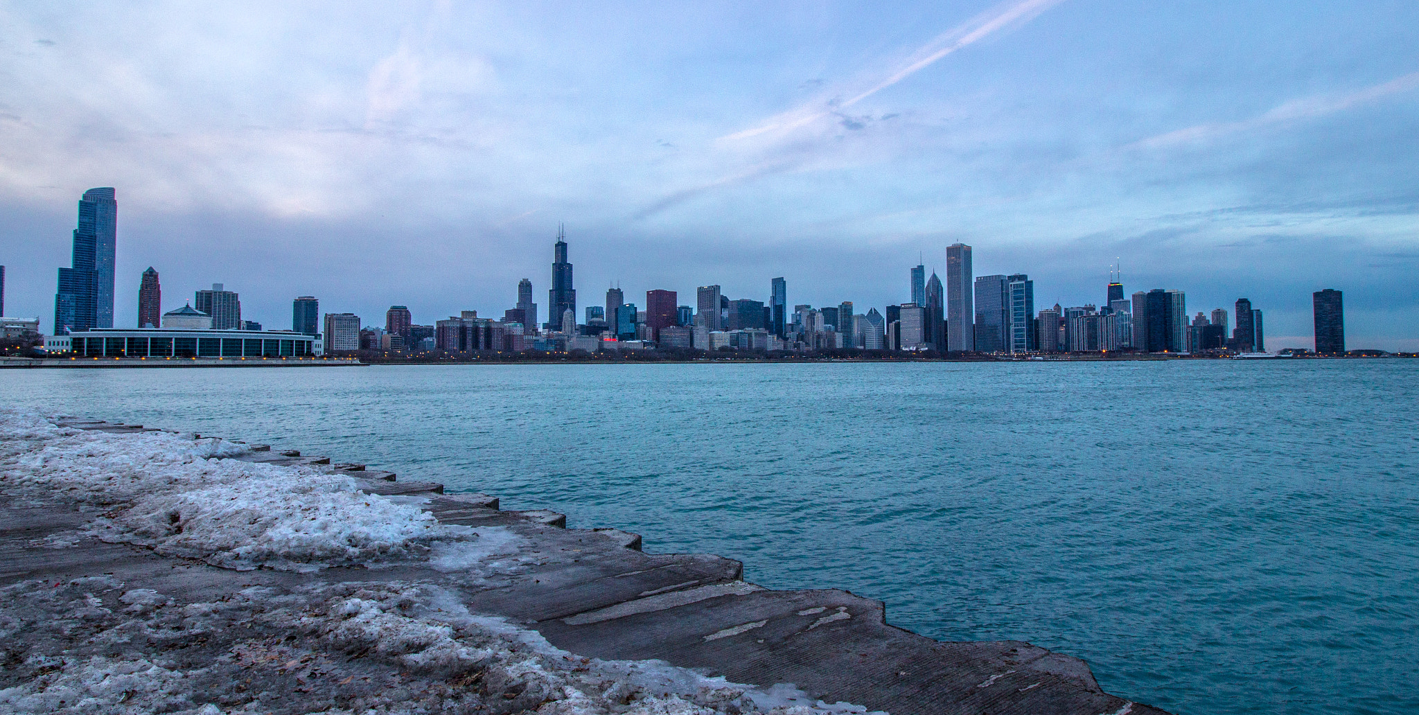 Canon EOS 600D (Rebel EOS T3i / EOS Kiss X5) sample photo. Chicago skyline (day) photography