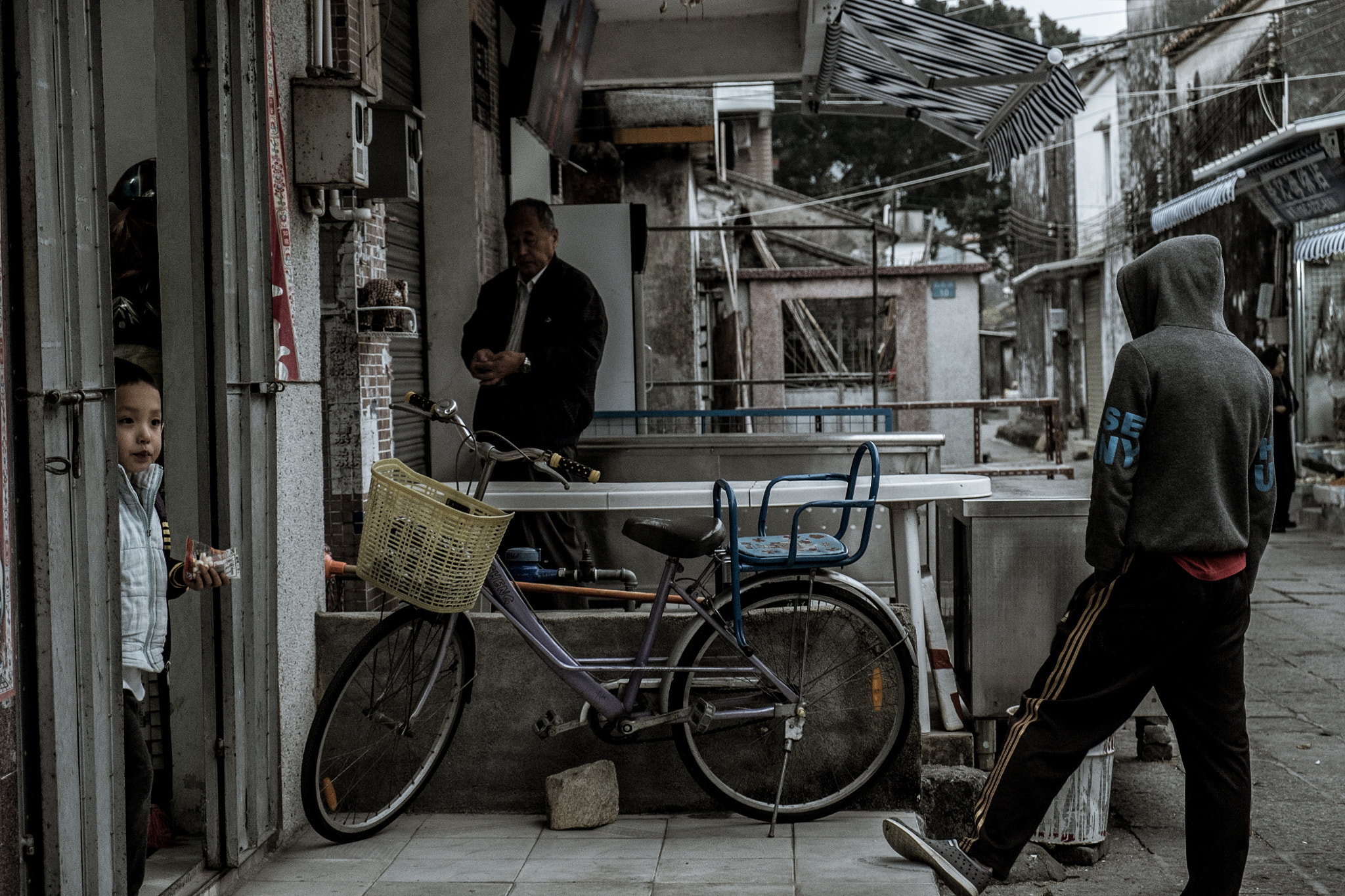 Fujifilm X-M1 + Fujifilm XF 18-55mm F2.8-4 R LM OIS sample photo. A drama photography