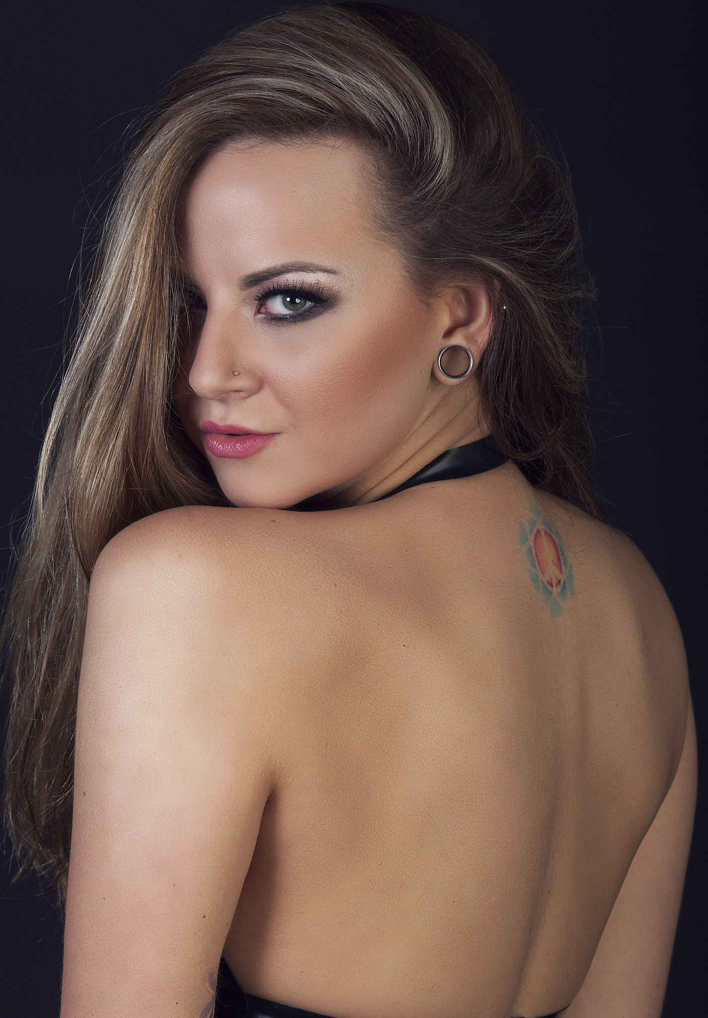 Nikon D3 + AF DC-Nikkor 135mm f/2 sample photo. Natasha photography