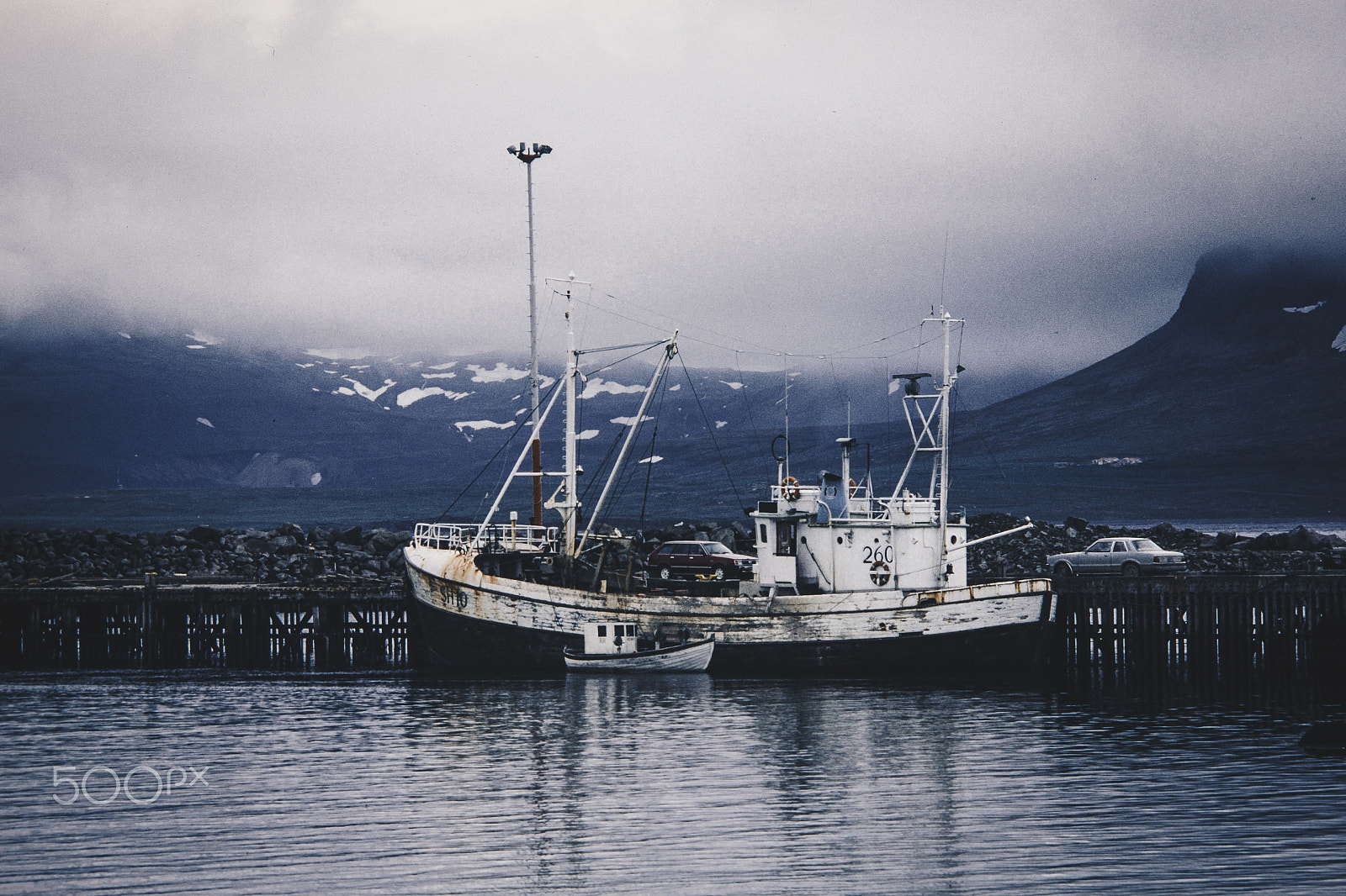 Canon EF-S 60mm F2.8 Macro USM sample photo. My first visit in iceland 1983 photography