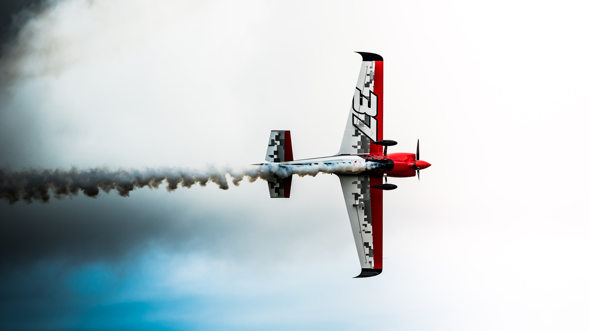 Nikon D750 + Nikon AF-S Nikkor 500mm F4G ED VR sample photo. Peter podlunsek in ascot racecorse. red bull air race 2016 photography