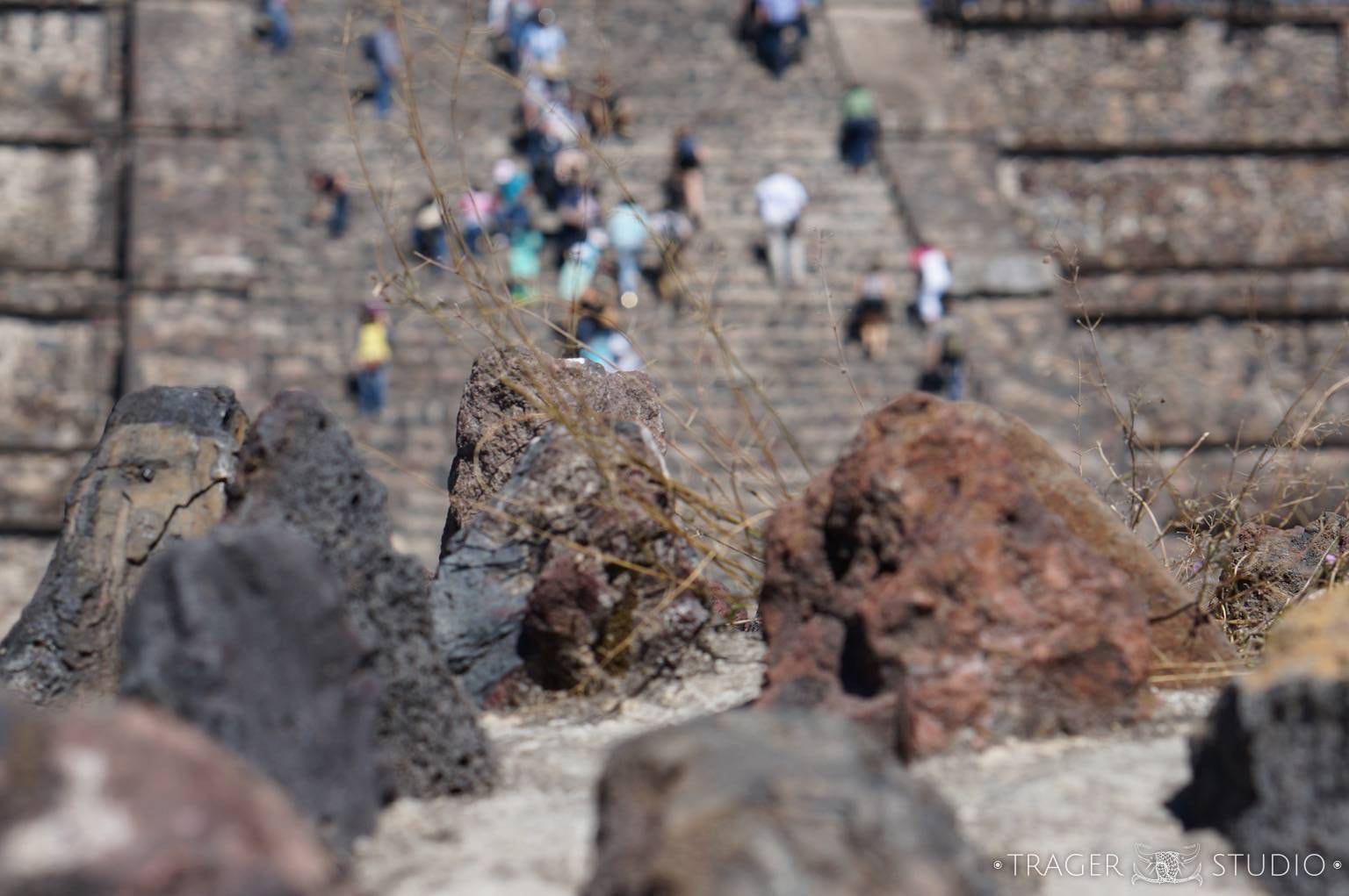 Sony Alpha NEX-5R + E 50mm F1.8 OSS sample photo. Rocks and people at teotihuacan photography