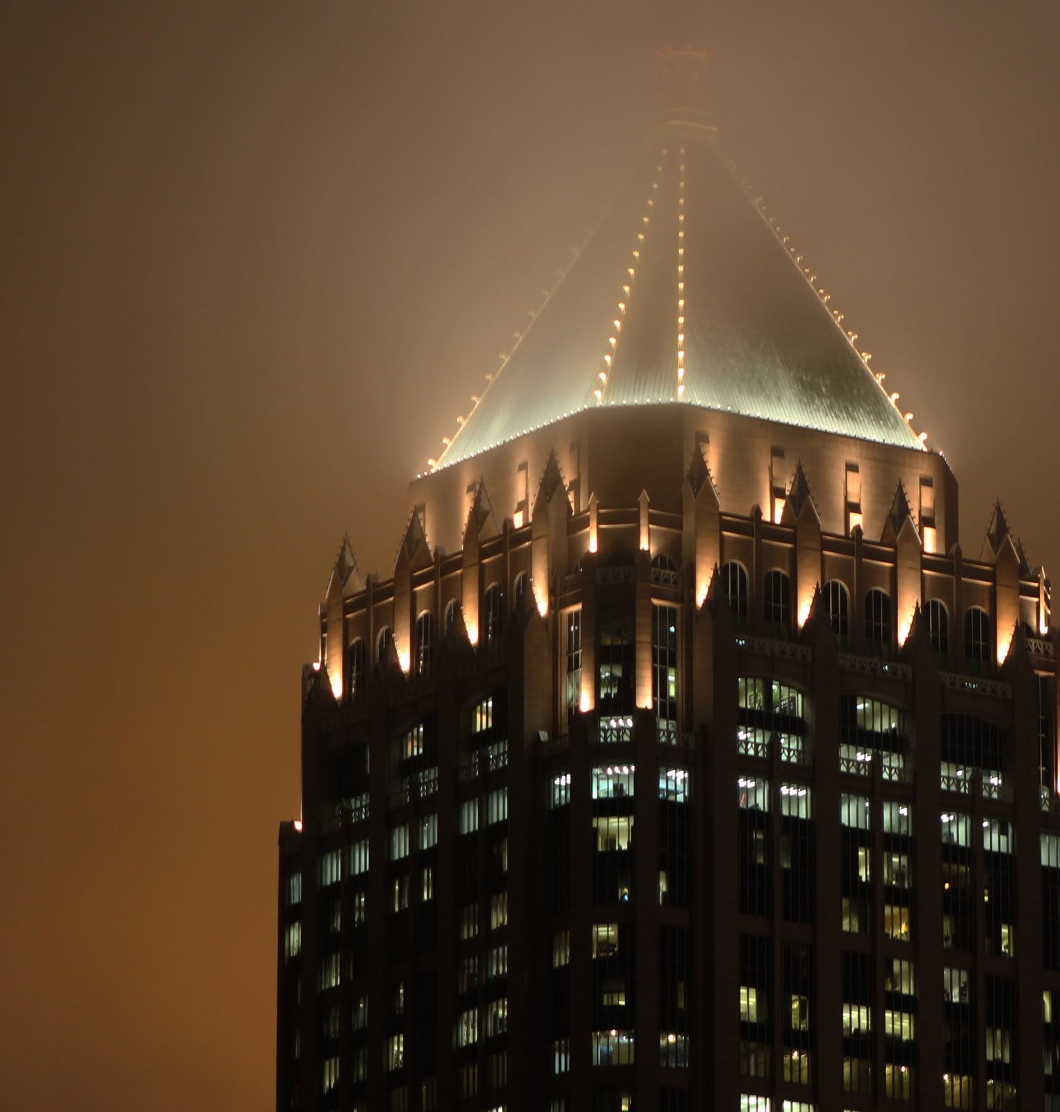 75.0 - 300.0 mm sample photo. Atlanta, fog photography