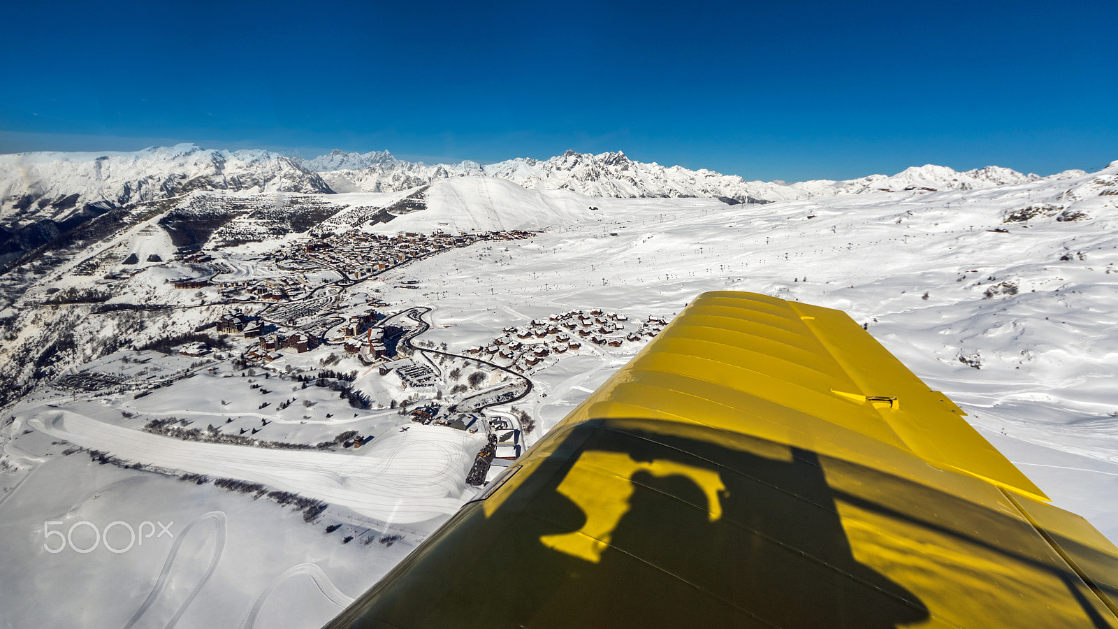 Sigma 8-16mm F4.5-5.6 DC HSM sample photo. Overflying alpe d'huez photography