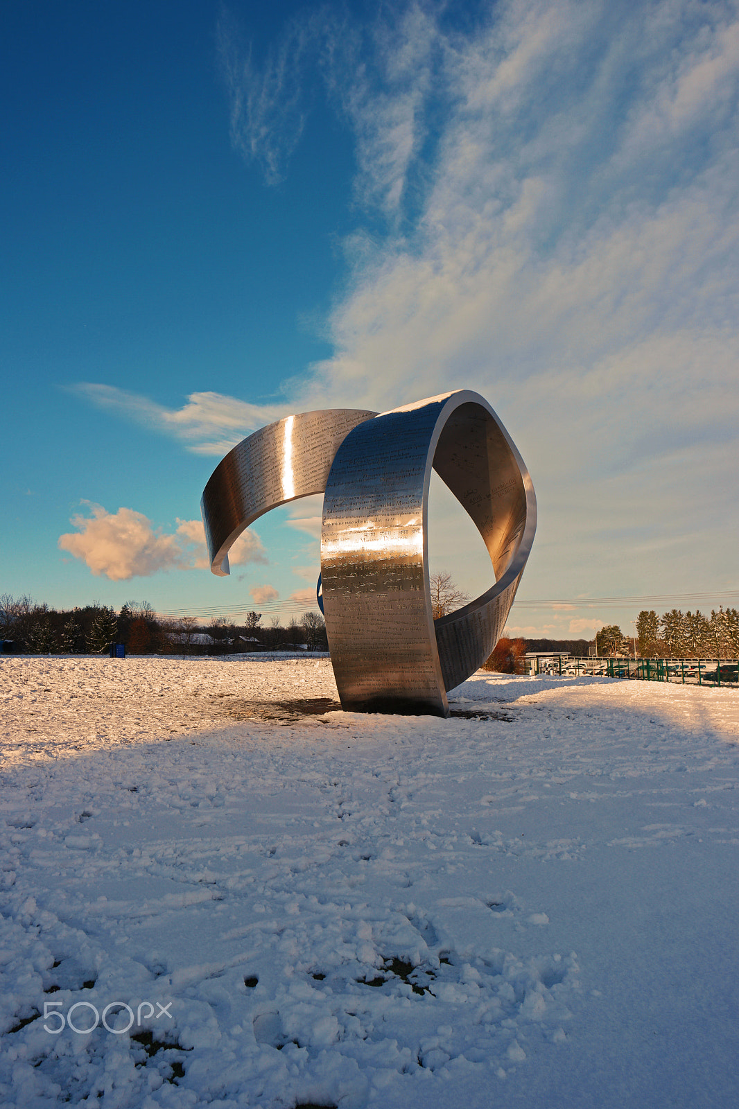 Samsung NX500 + Samsung NX 16-50mm F3.5-5.6 Power Zoom ED OIS sample photo. Cern photography