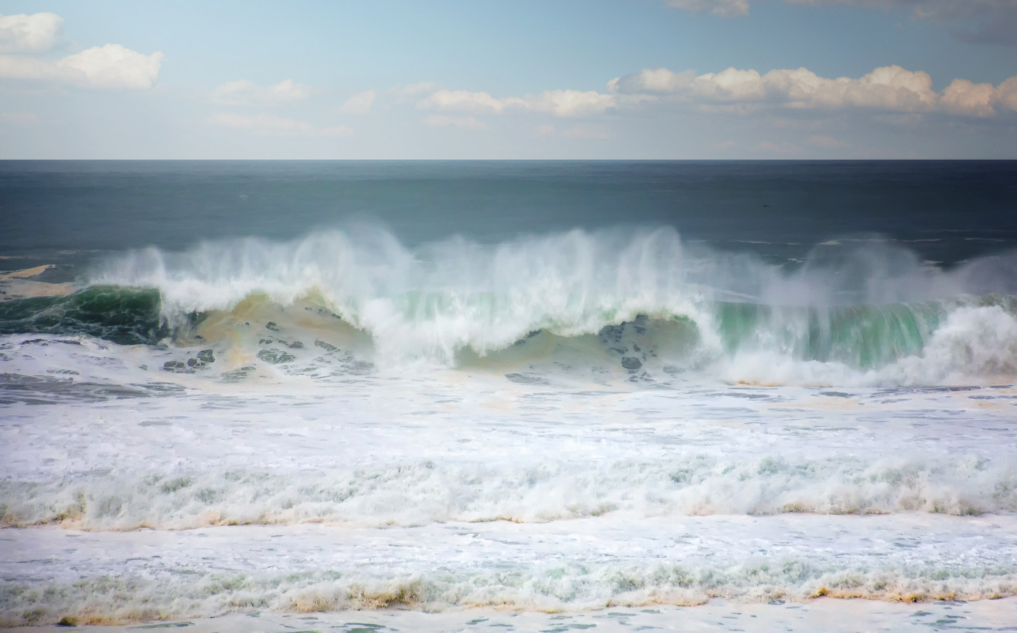 Canon EOS 650D (EOS Rebel T4i / EOS Kiss X6i) sample photo. After the storm comes the huge waves photography