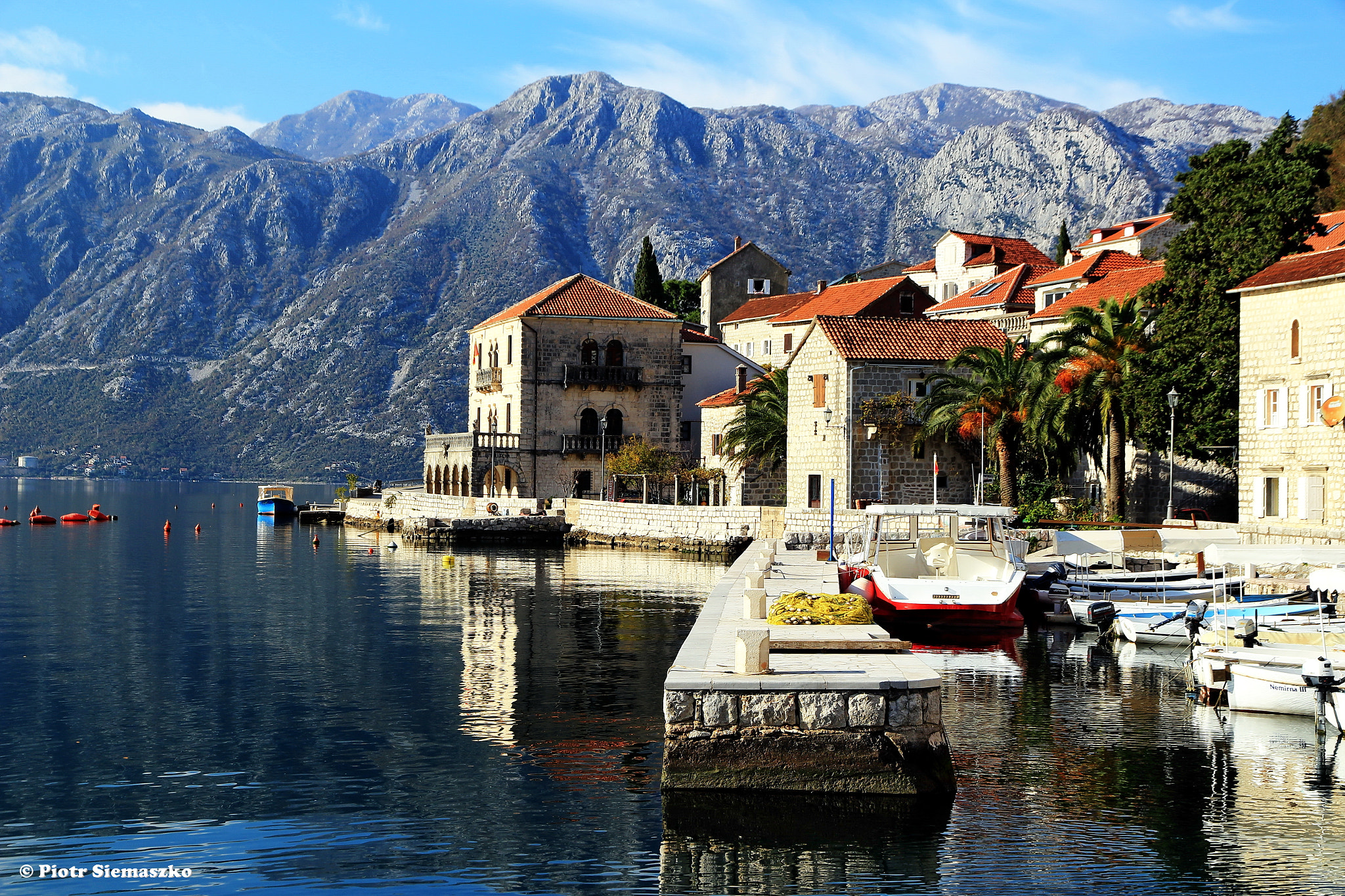 Canon EOS 100D (EOS Rebel SL1 / EOS Kiss X7) sample photo. Perast photography