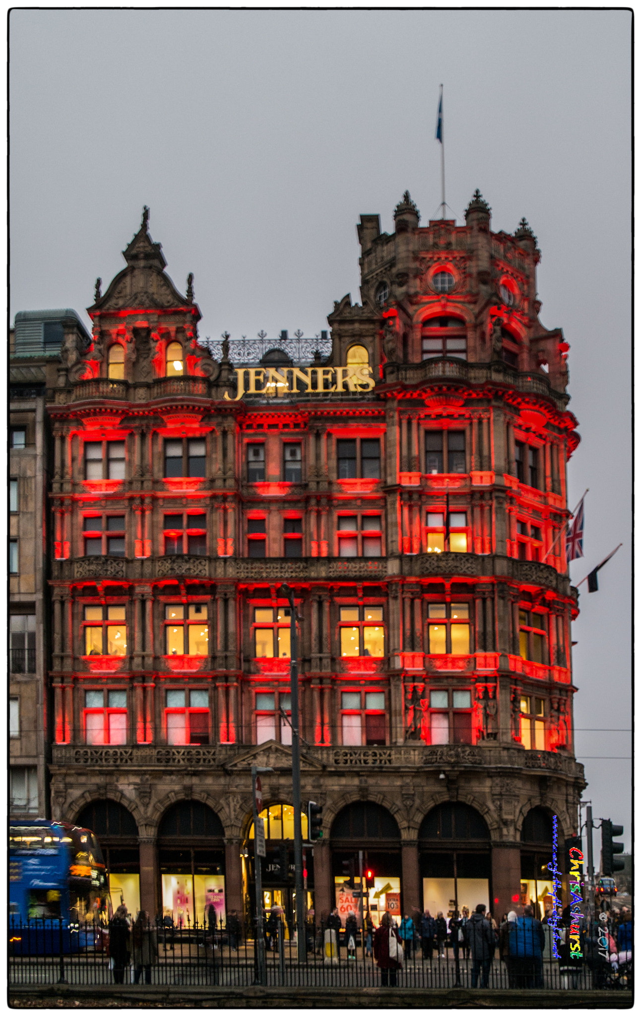 Samsung NX300 + Samsung NX 18-55mm F3.5-5.6 OIS sample photo. Jenners department store photography