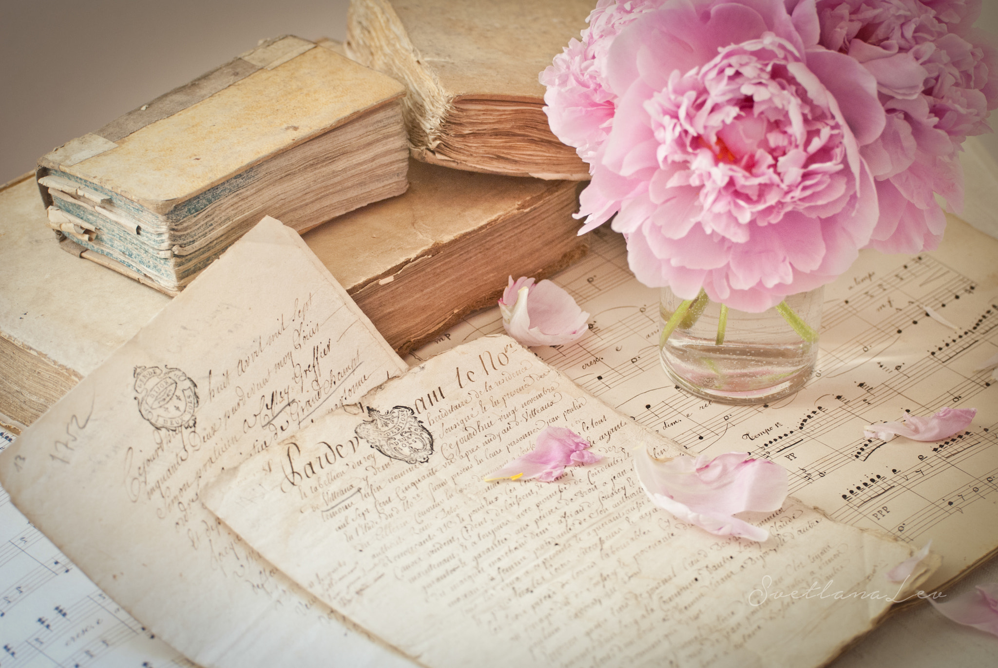 Nikon D80 sample photo. Antique manuscript and flowers photography