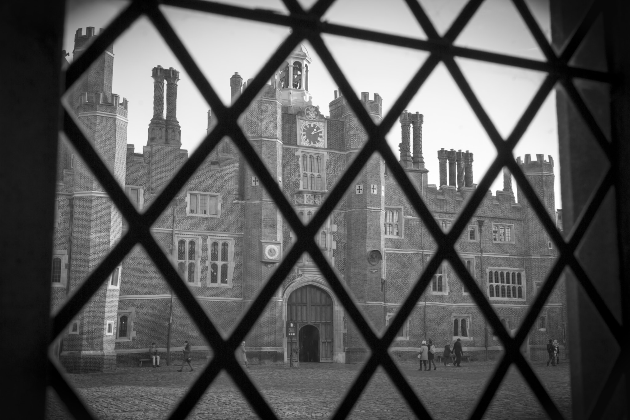 Canon EOS 600D (Rebel EOS T3i / EOS Kiss X5) + Canon EF 17-40mm F4L USM sample photo. Henry's hampton photography