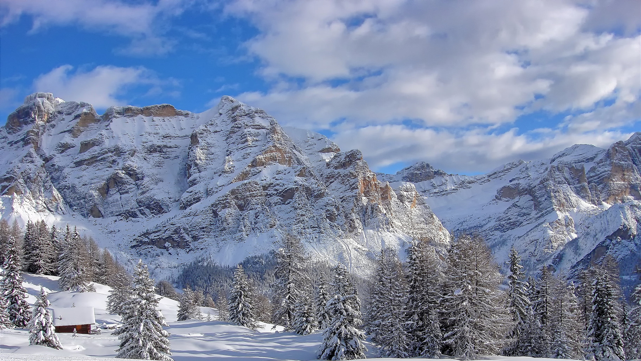 Sony DSC-N2 sample photo. Winter landscape san cassiano_69 - val badia - dolomites photography