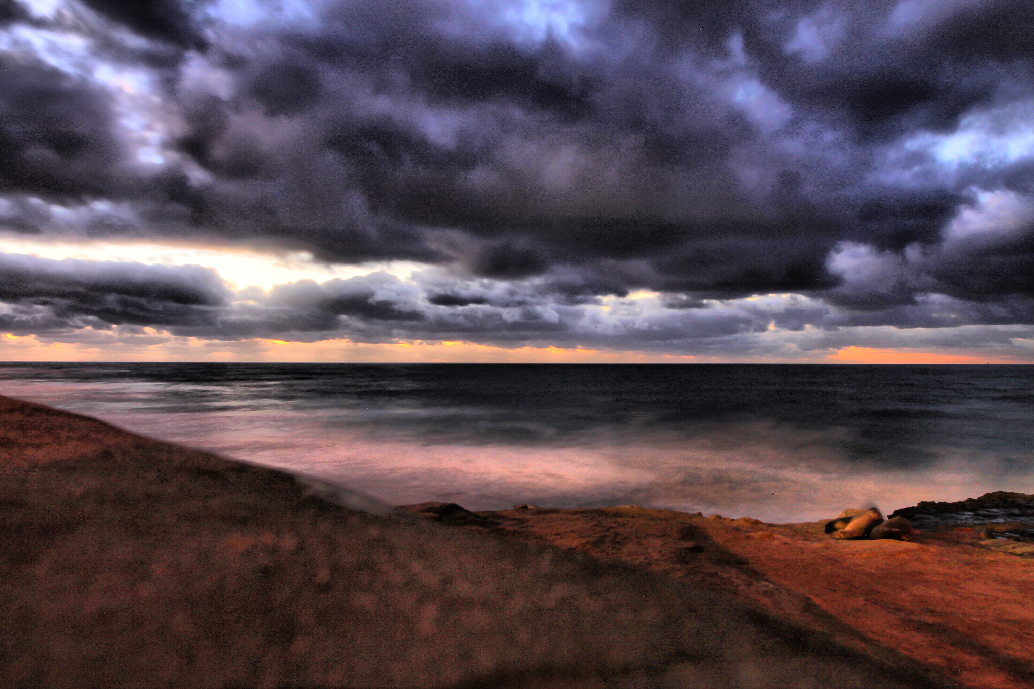 Canon EF 16-35mm F2.8L II USM sample photo. One nice 'ocean..' photography