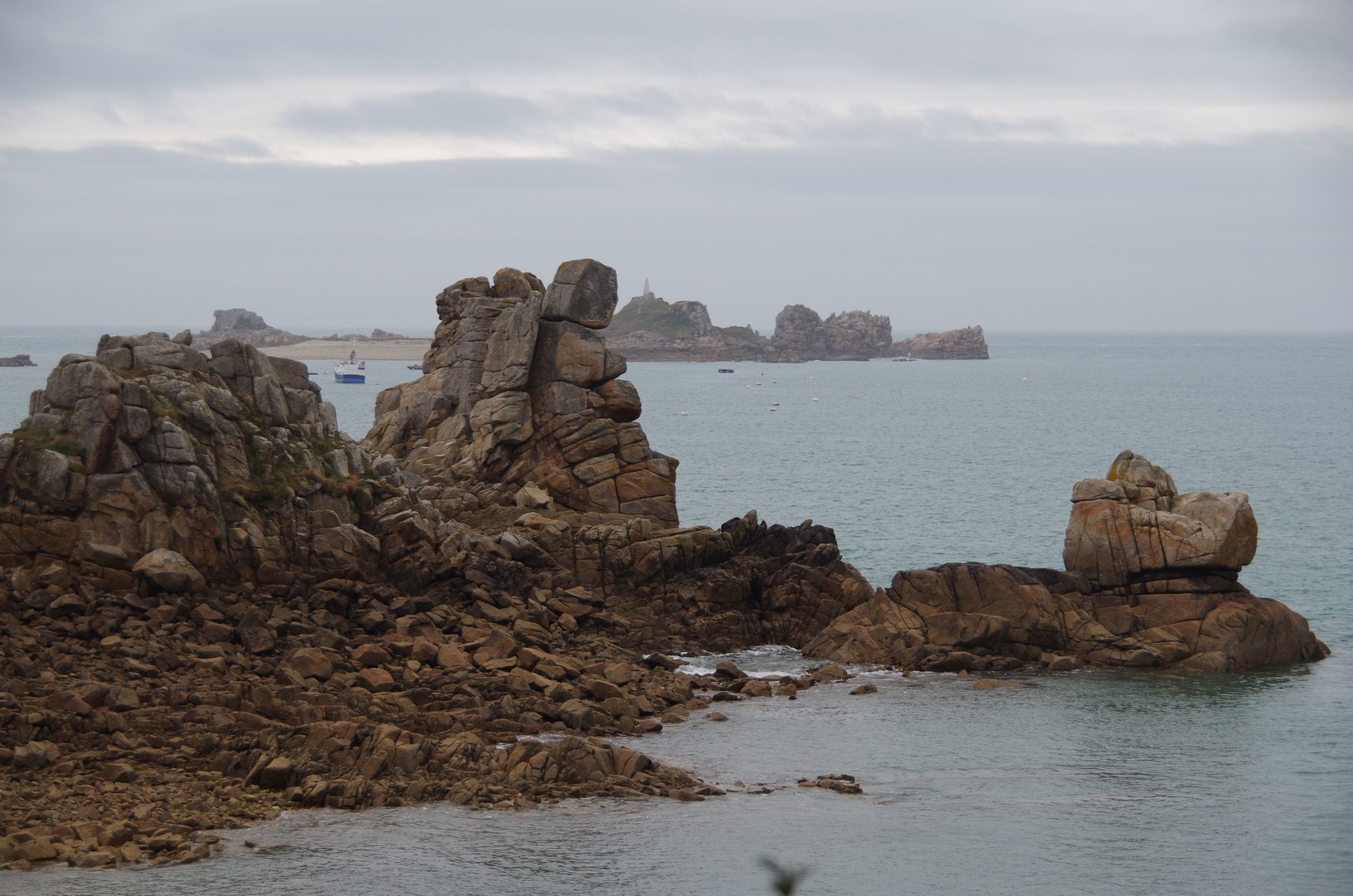 Pentax K-50 sample photo. Port blanc photography