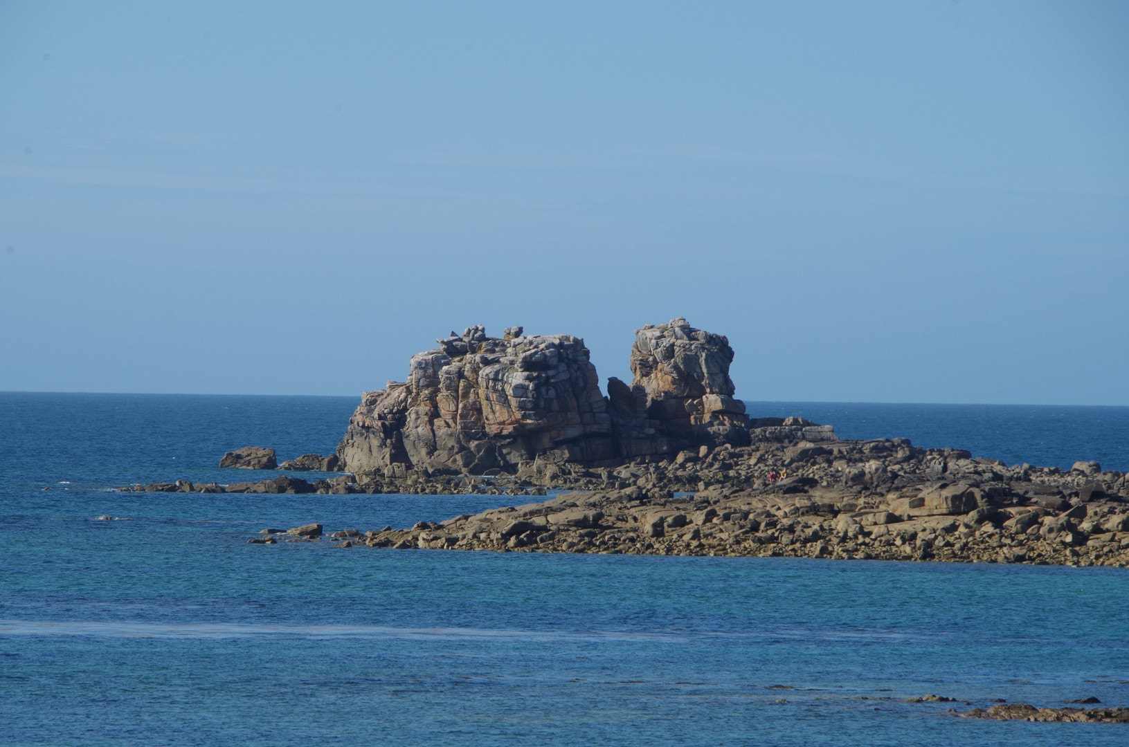 Pentax K-50 sample photo. Port blanc photography