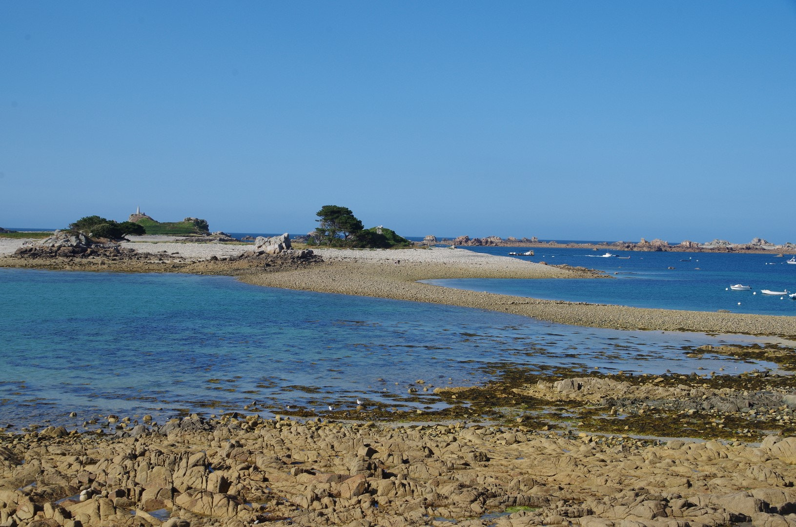 Pentax K-50 sample photo. Port blanc photography