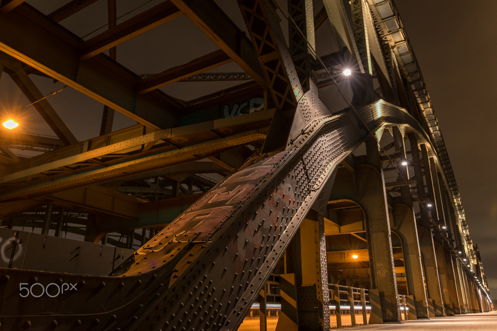 Nikon D5300 + Sigma 18-35mm F1.8 DC HSM Art sample photo. Hamburg photography