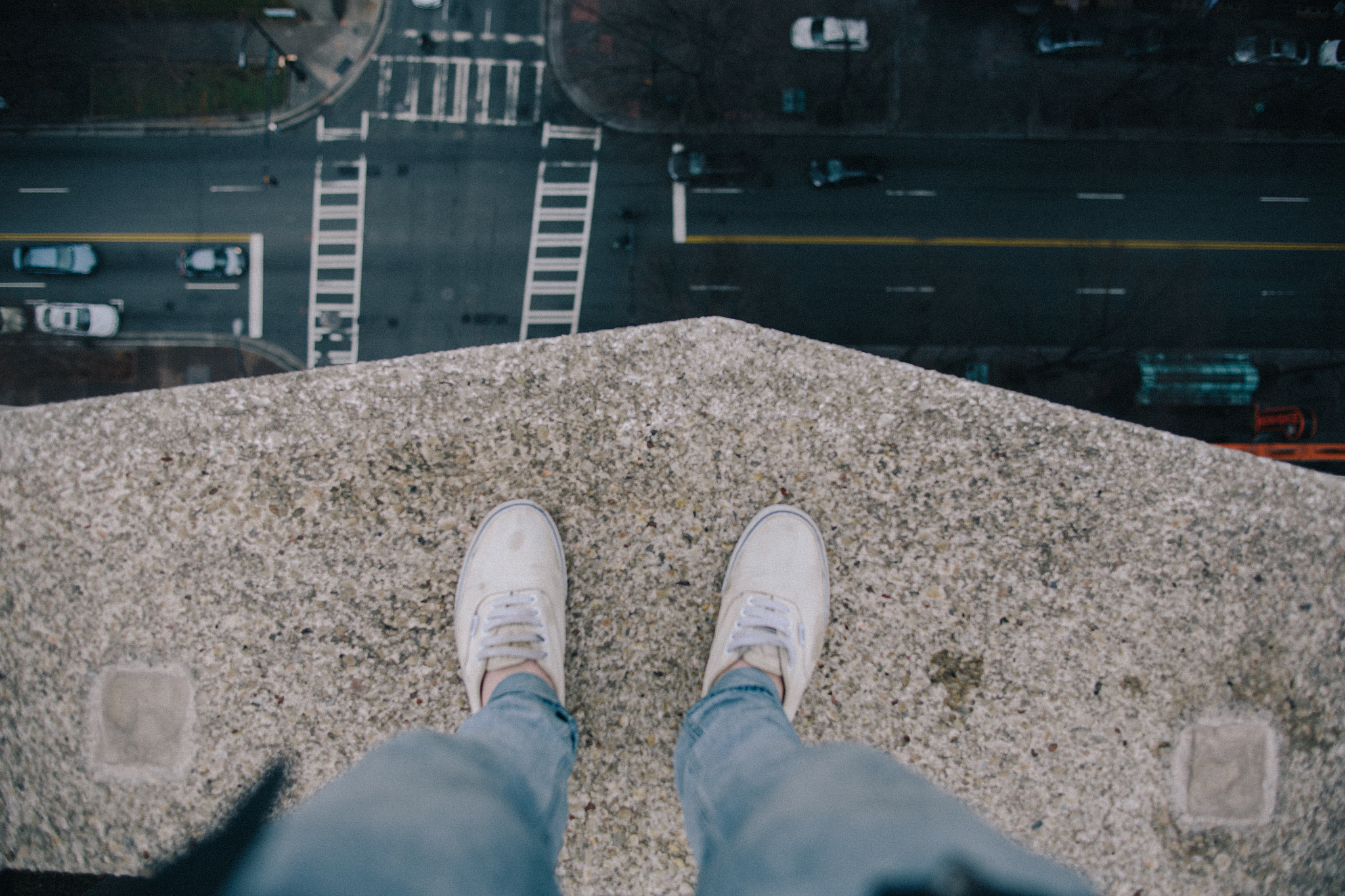 Canon EOS 6D + EF28-70mm f/2.8L USM sample photo. Don't look down photography