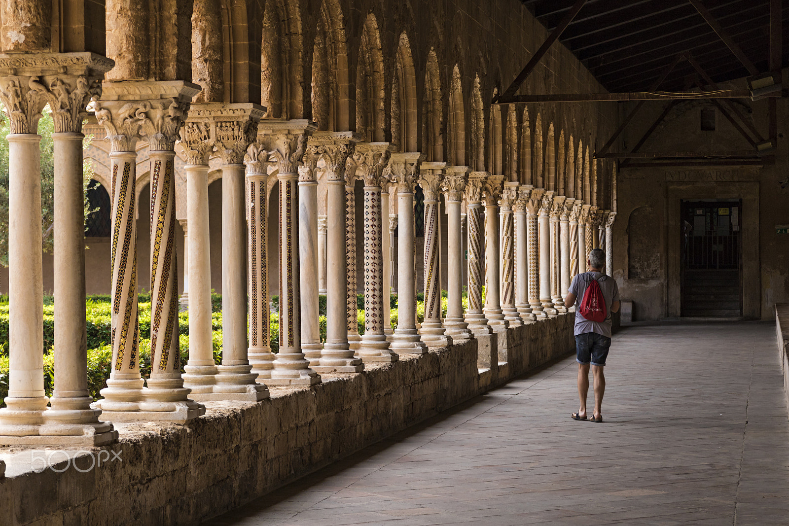 Sigma 17-70mm F2.8-4 DC Macro OS HSM sample photo. Cloister of monreale cathedral photography