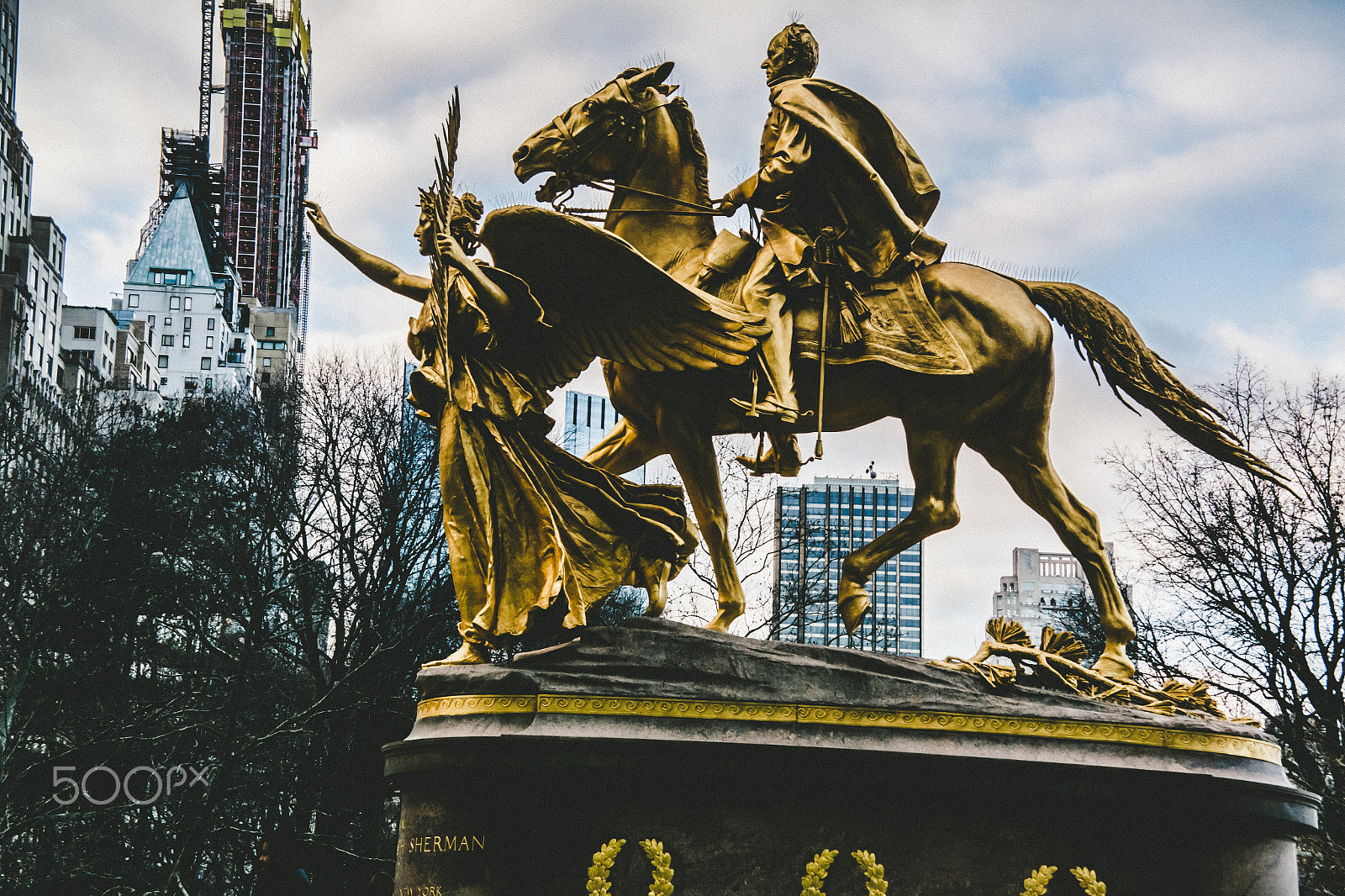 Samsung NX1000 + Samsung NX 20-50mm F3.5-5.6 ED sample photo. William tecumseh sherman sculpture photography