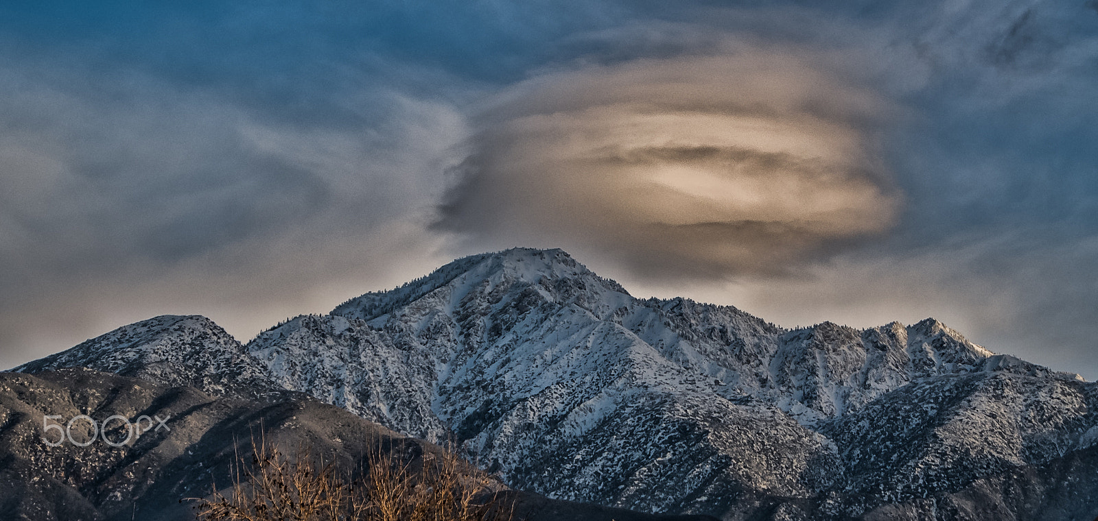 Sony Alpha DSLR-A300 + Sony DT 18-55mm F3.5-5.6 SAM sample photo. Cucamonga peak photography