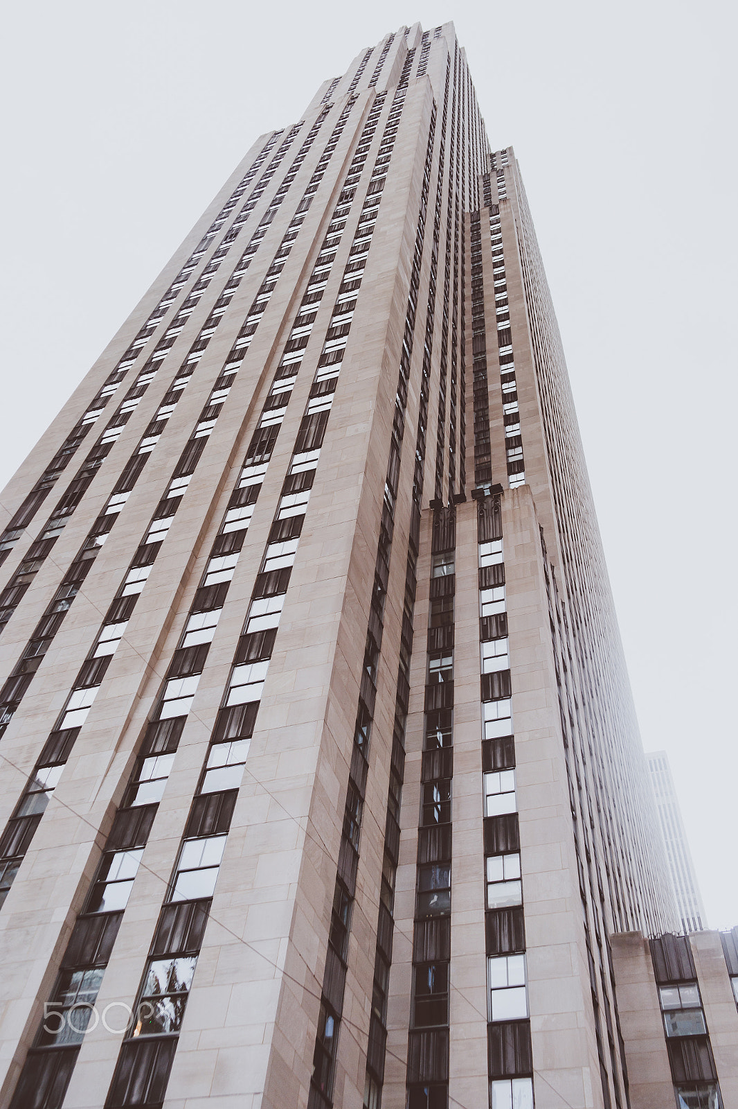 Samsung NX1000 + Samsung NX 20-50mm F3.5-5.6 ED sample photo. Rockefeller center building photography