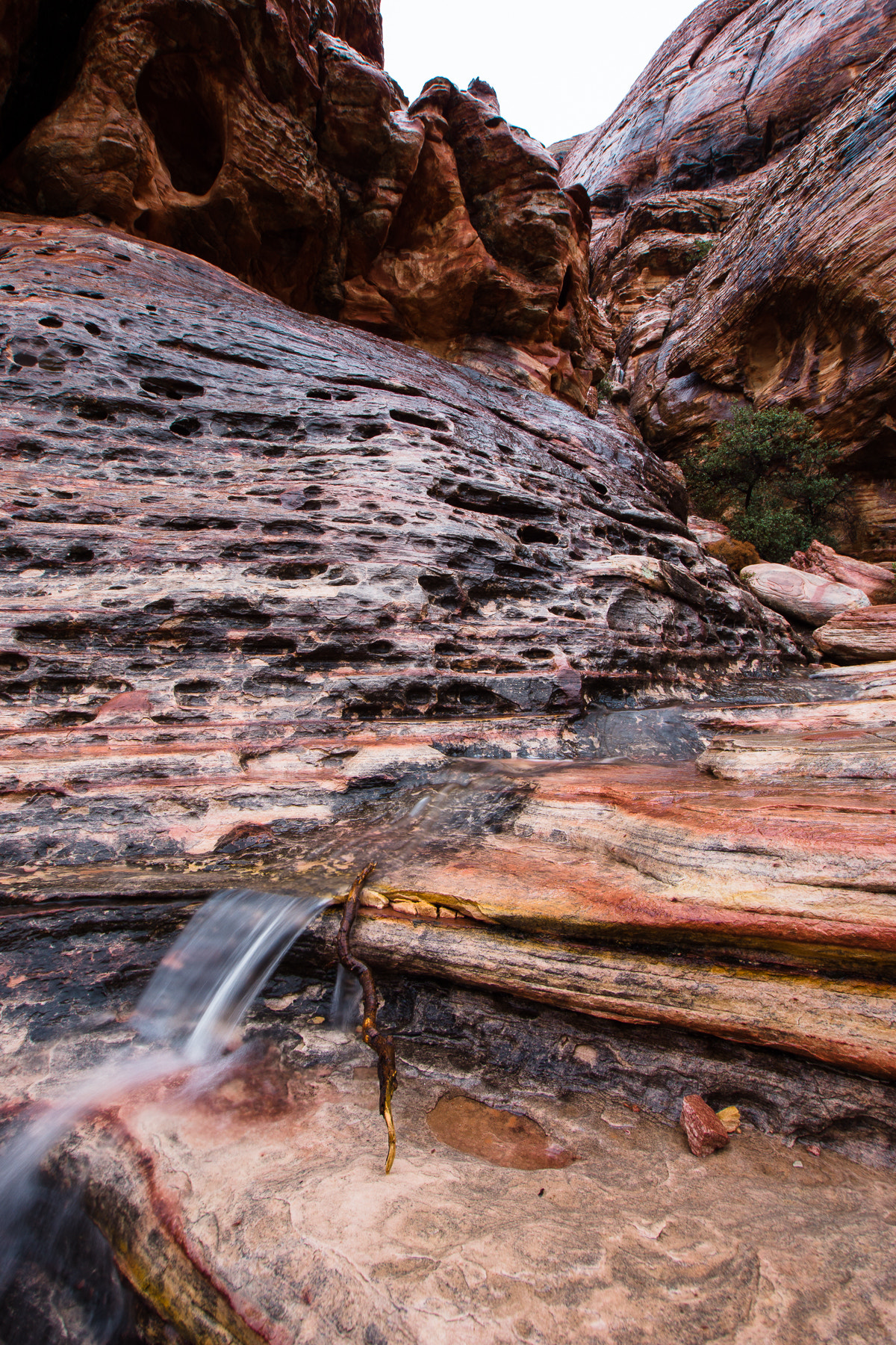 Sony SLT-A77 + Sony DT 11-18mm F4.5-5.6 sample photo. Watery striations photography