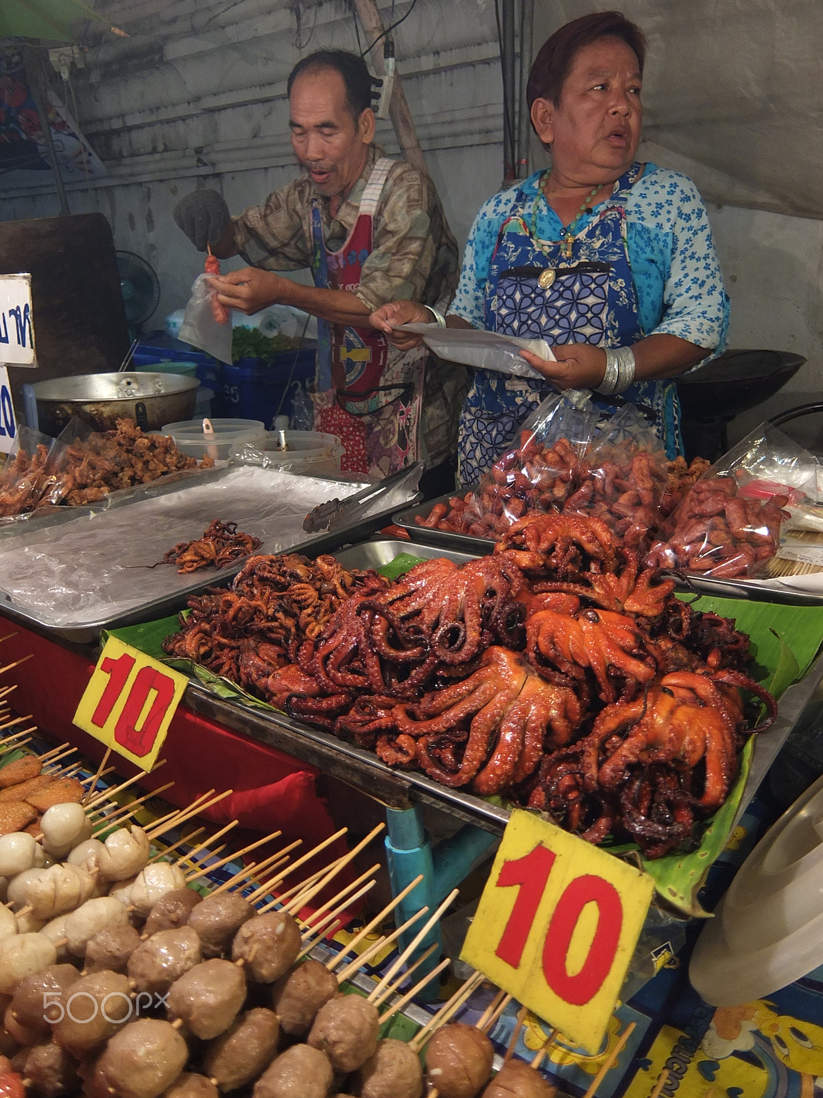 Fujifilm XF1 sample photo. Street food at sao inthakin photography