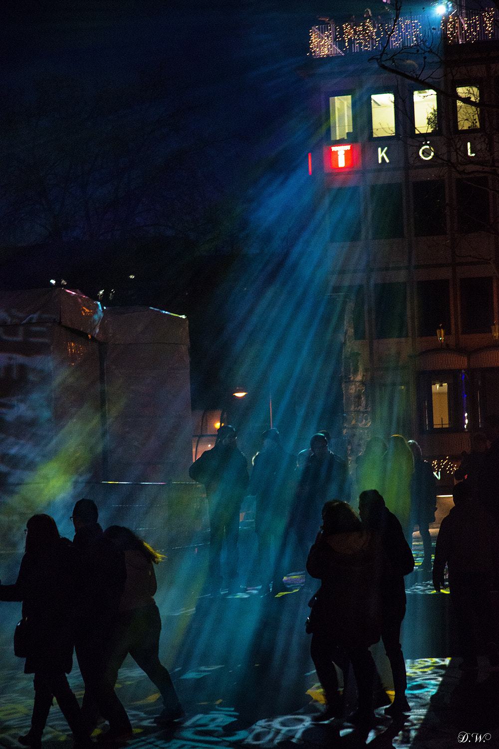 Nikon D610 + Sigma 85mm F1.4 EX DG HSM sample photo. Nightlife in cologne photography
