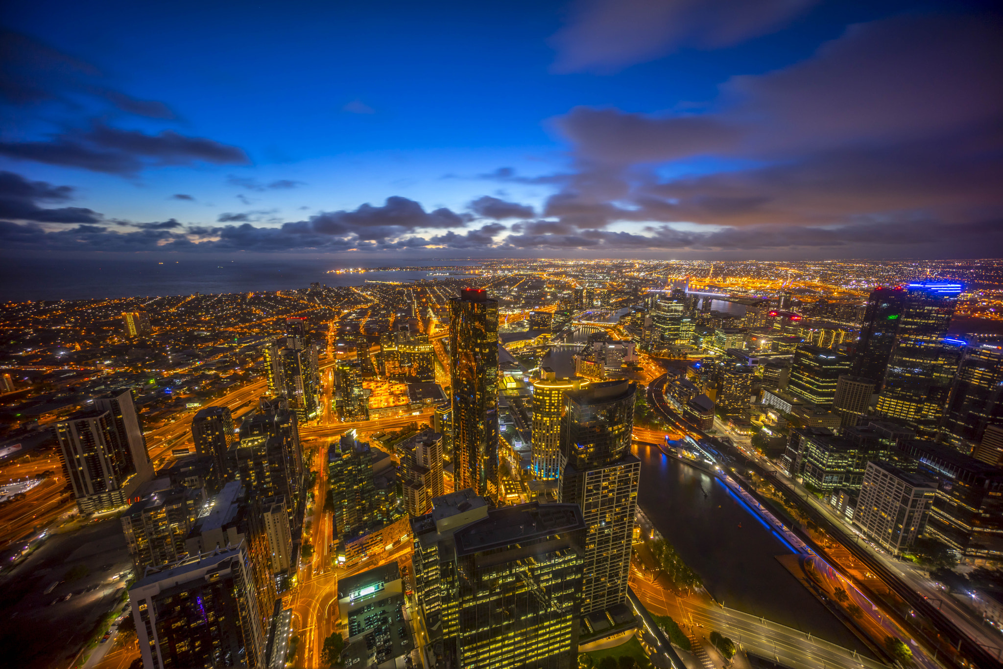 Sony a7R + Sony E 10-18mm F4 OSS sample photo. Blue hour melbourne photography