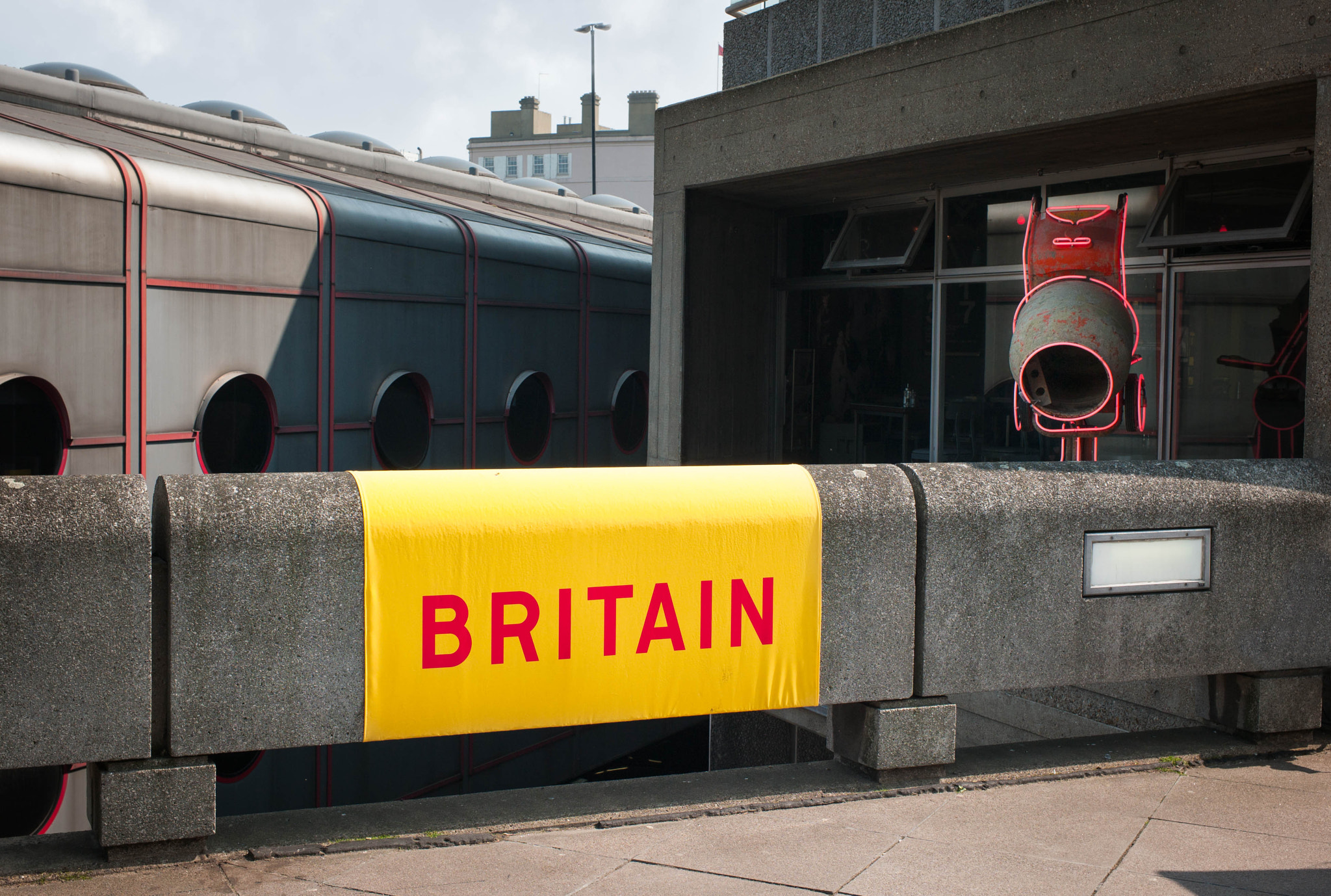 Leica M8 sample photo. Pinky grey britain photography