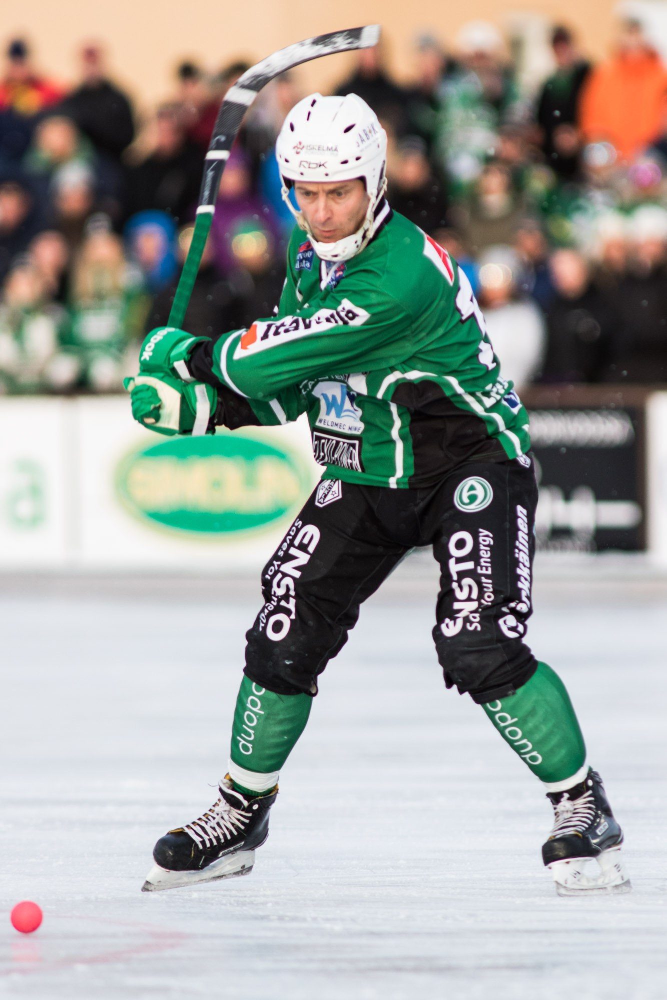 Canon EF 200mm F2.8L II USM sample photo. Akilles - ols bandyleague game photography