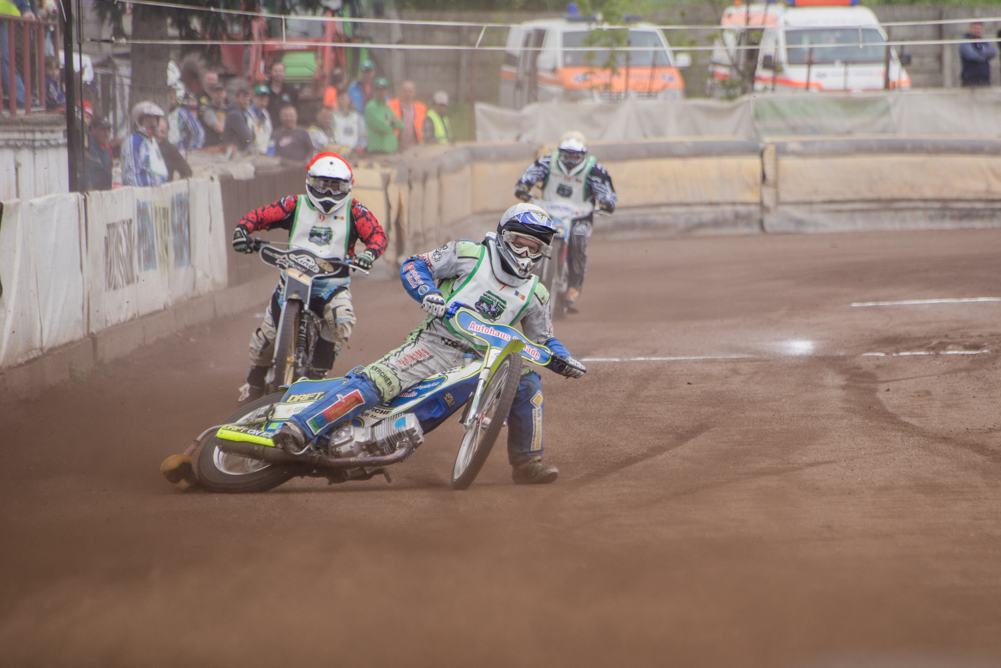 Sigma 70-300mm F4-5.6 APO DG Macro sample photo. Speedway riders photography