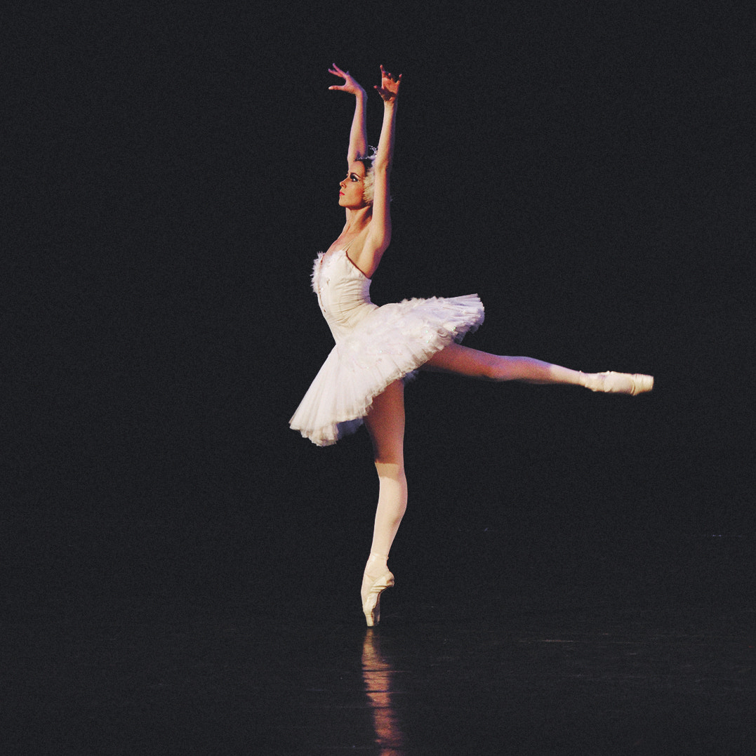 Nikon AF-S Nikkor 70-200mm F2.8G ED VR II sample photo. Ballet photography