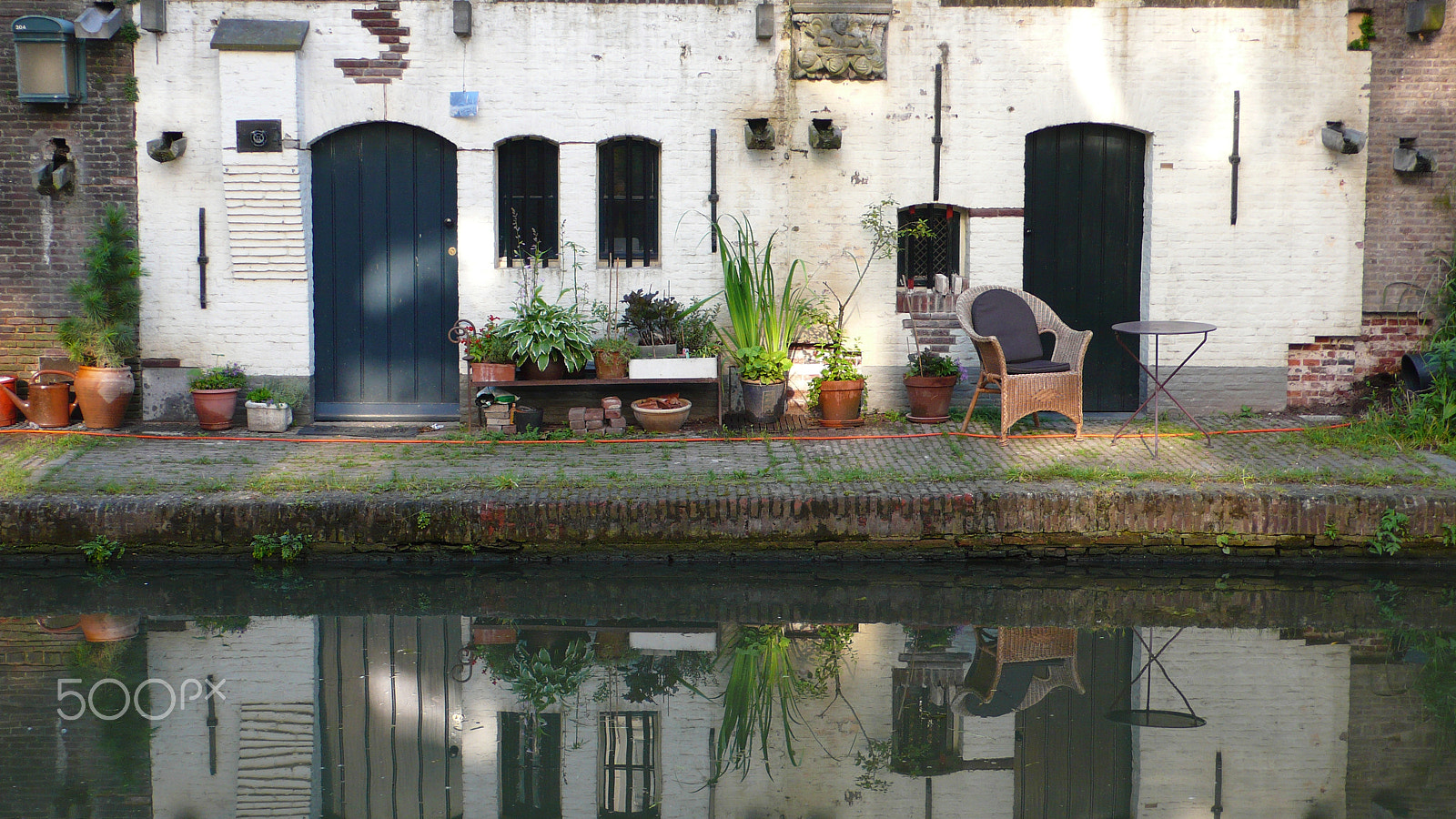 Panasonic DMC-LX2 sample photo. River life photography