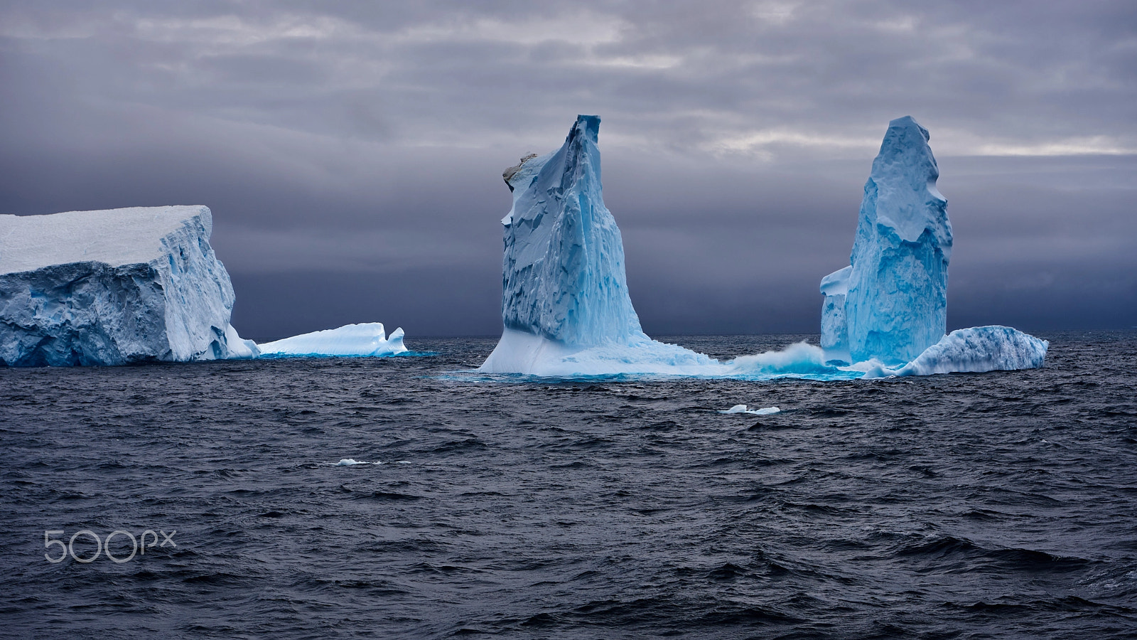 Nikon AF-S Nikkor 24-70mm F2.8E ED VR sample photo. Iceberg photography