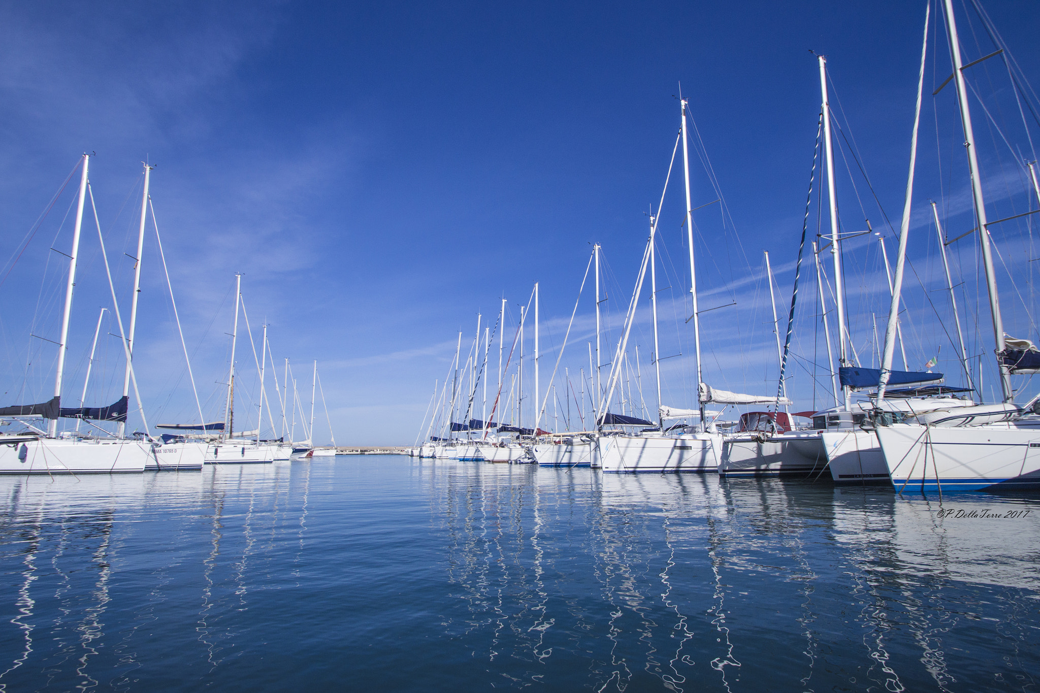 Sigma 10-20mm F3.5 EX DC HSM sample photo. All blue! photography