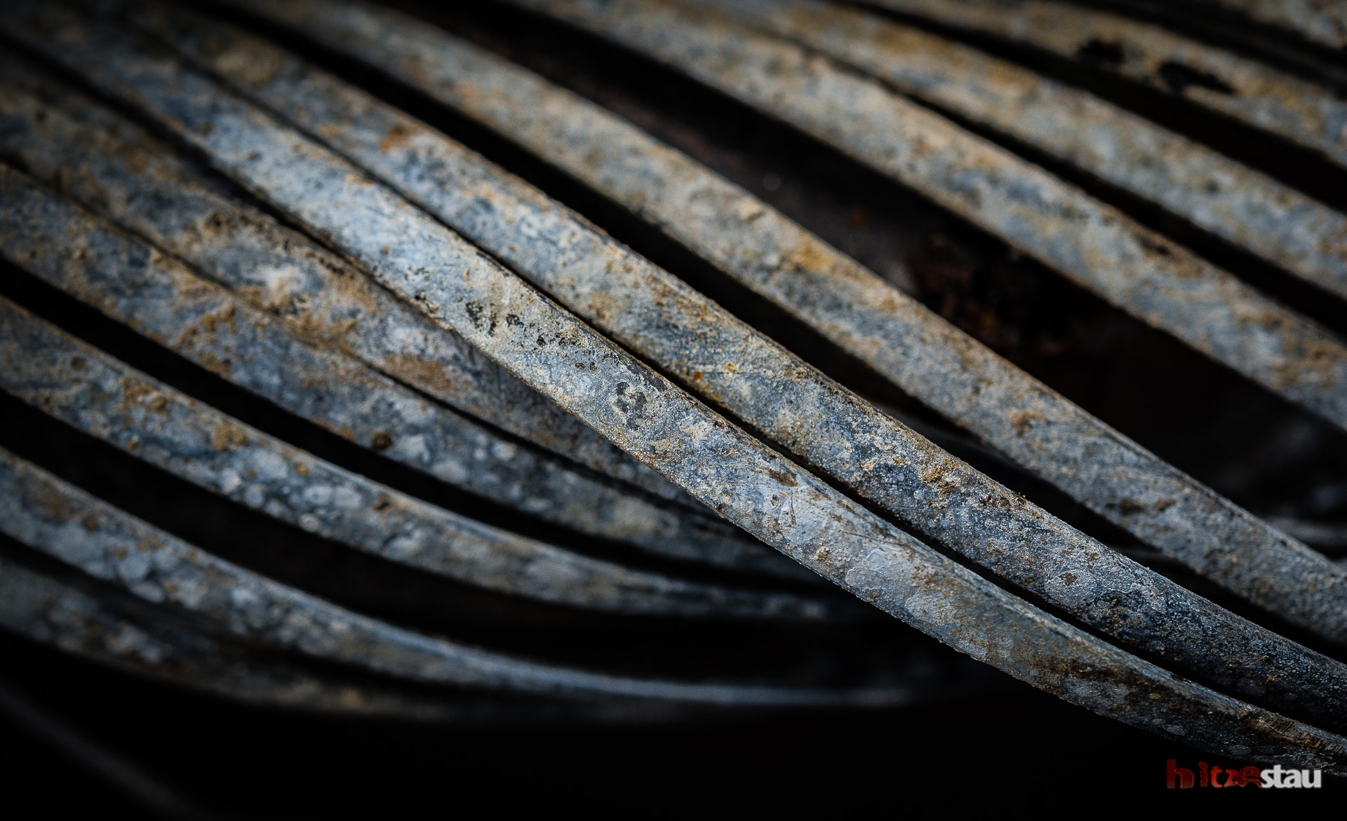 Nikon AF-S Micro-Nikkor 60mm F2.8G ED sample photo. Fine metal ribbons photography