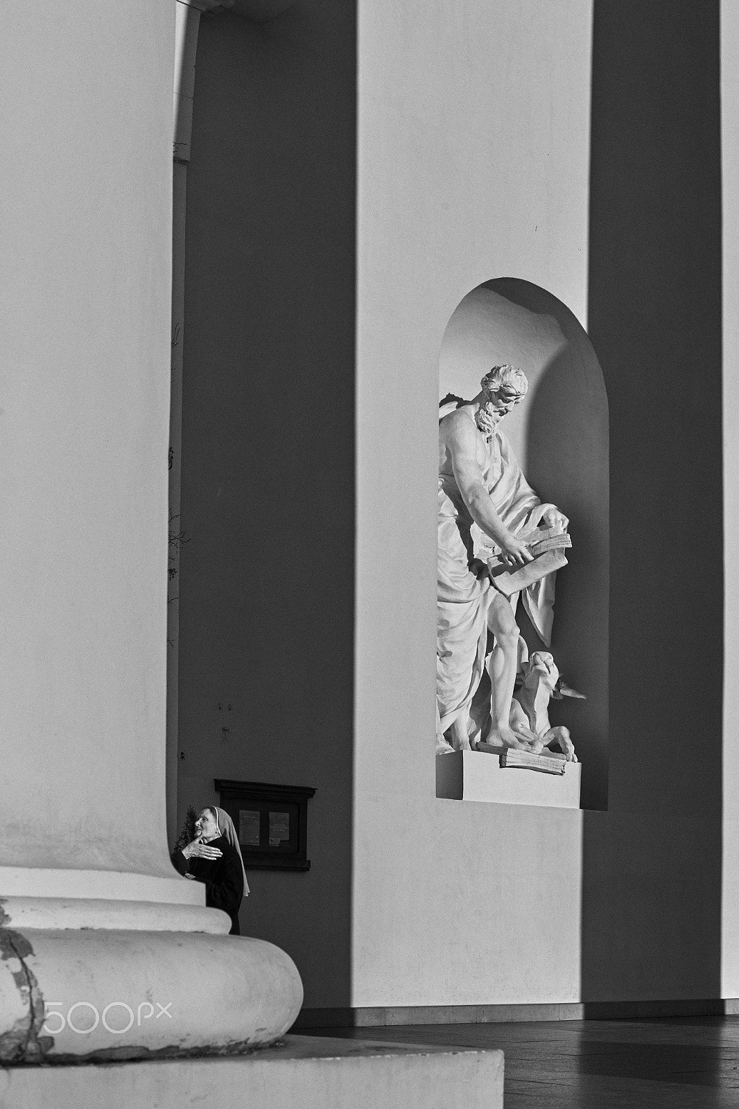 Noctilux-M 1:1/50 sample photo. Vilnius, city, architecture, landscape, postcard, photography