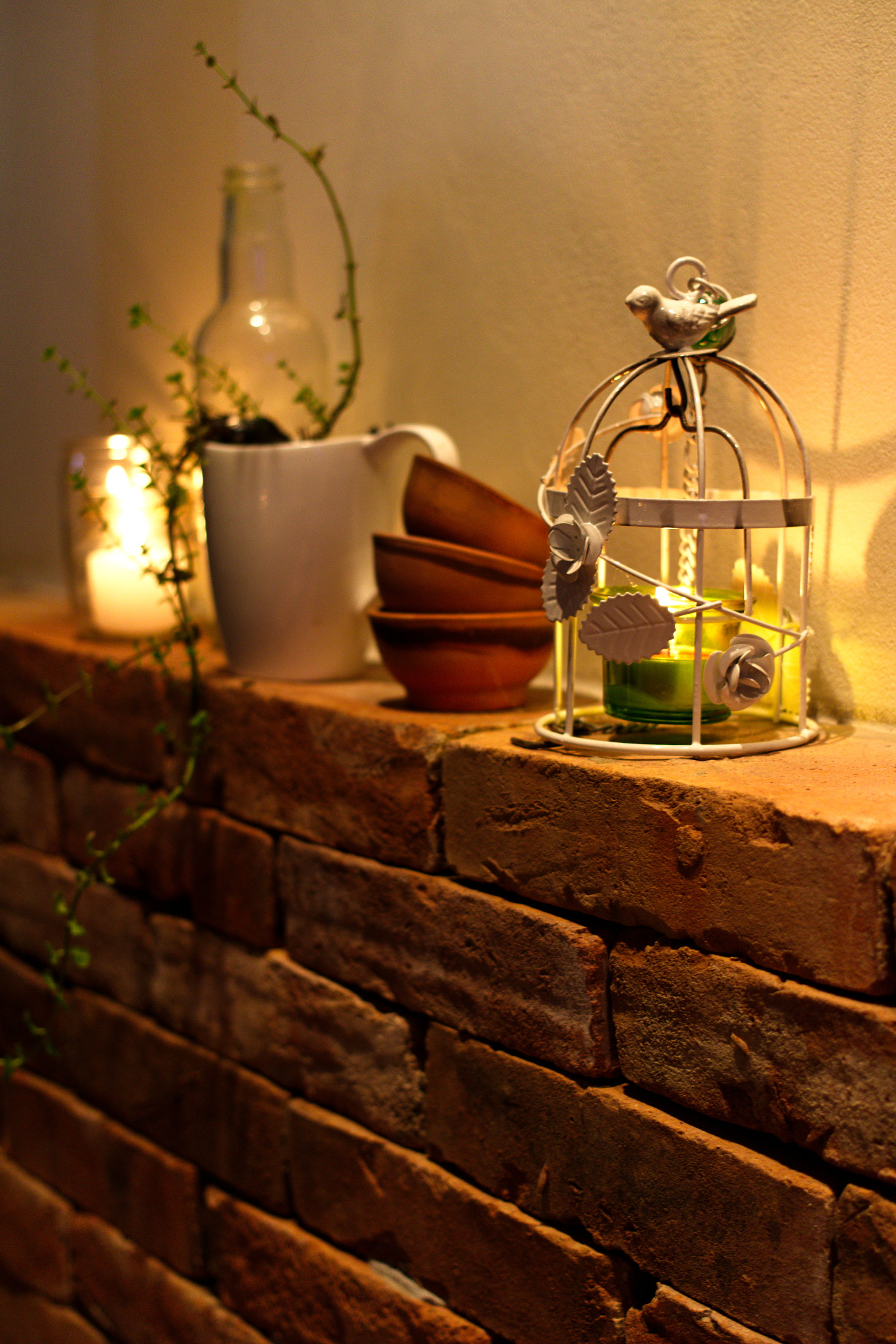Canon EOS 100D (EOS Rebel SL1 / EOS Kiss X7) + Canon EF 40mm F2.8 STM sample photo. Cozy photography