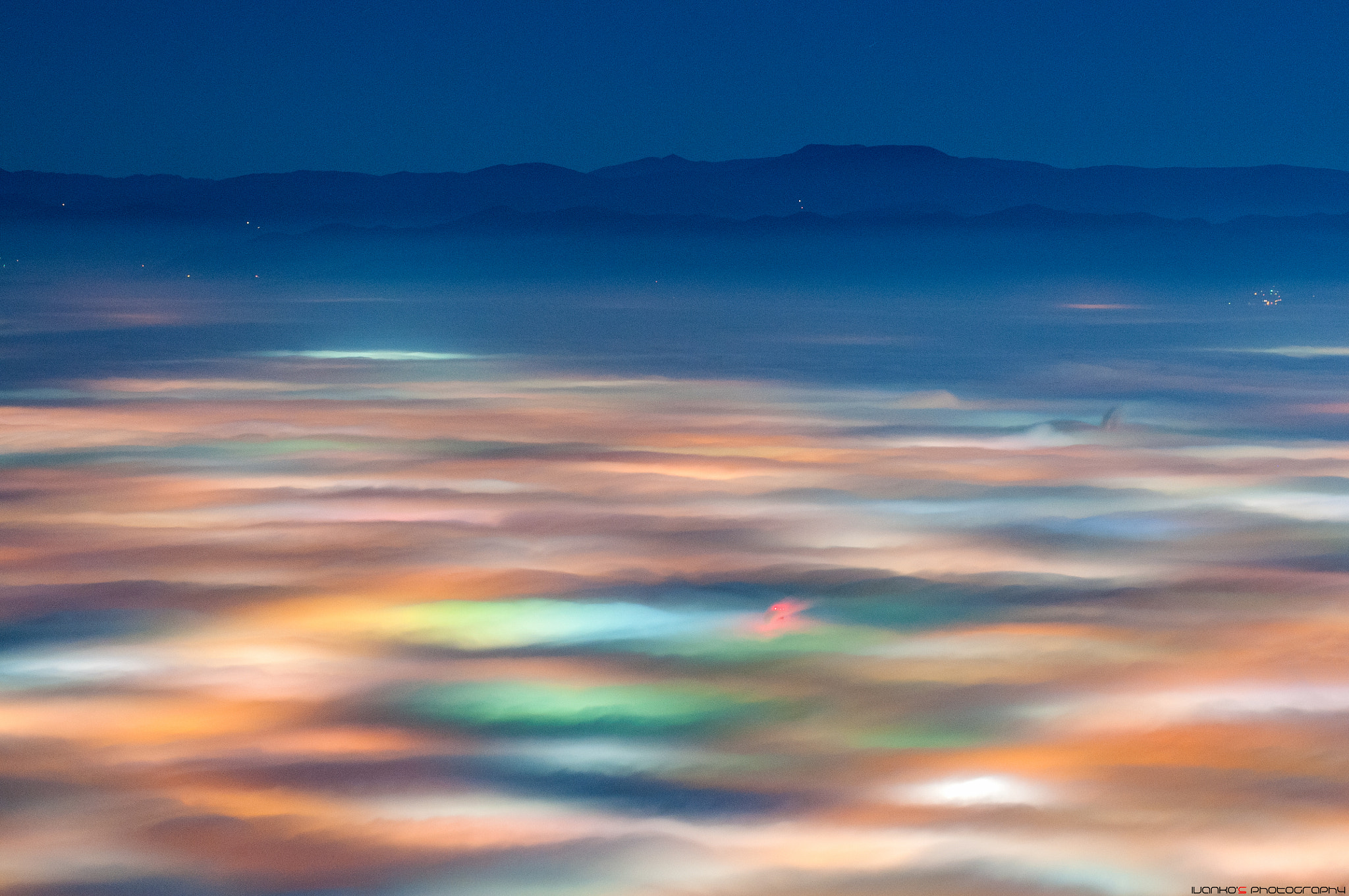 Nikon AF-Nikkor 80-200mm F2.8D ED sample photo. Foggy photography