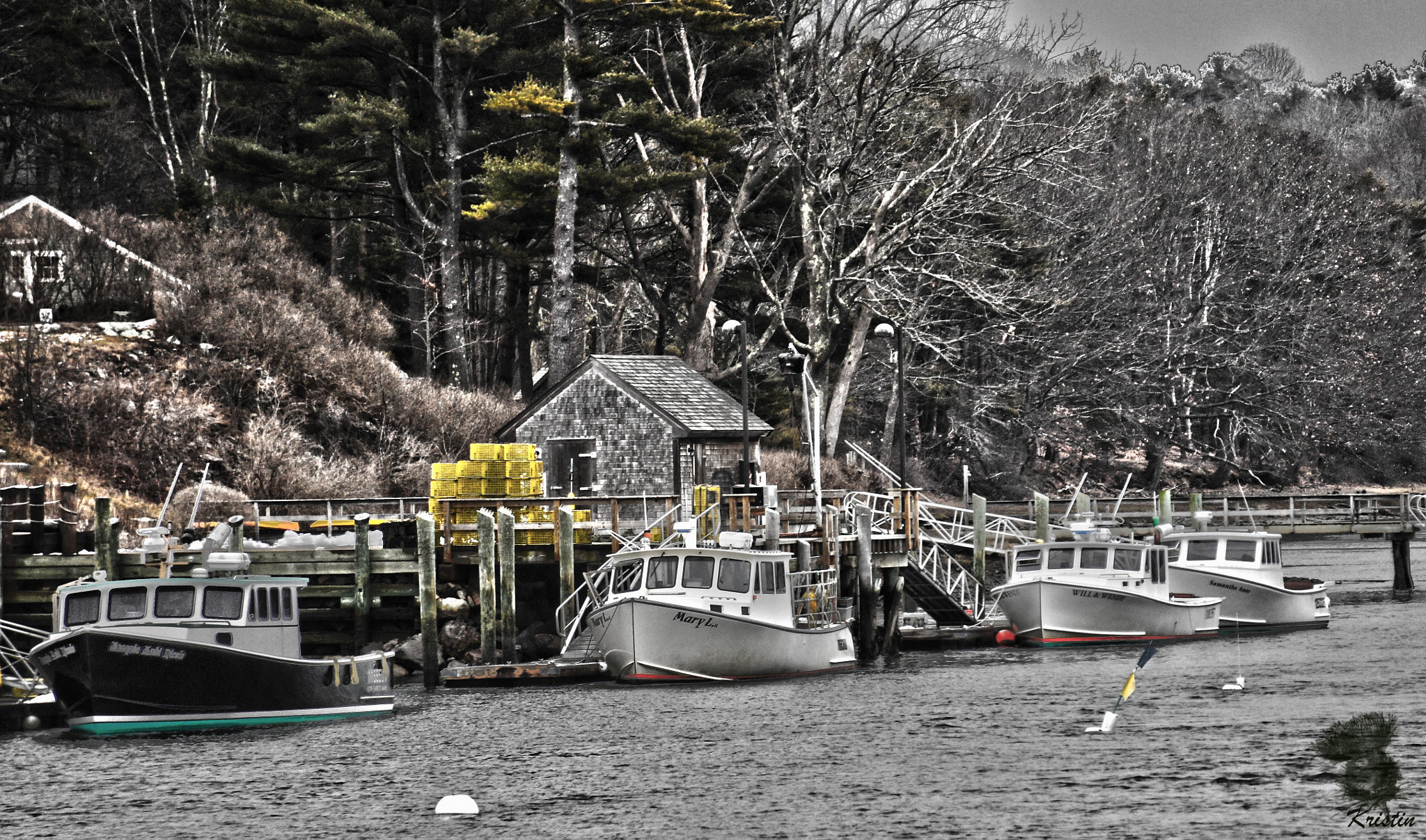 Sony Alpha NEX-3 sample photo. Lobster boats photography