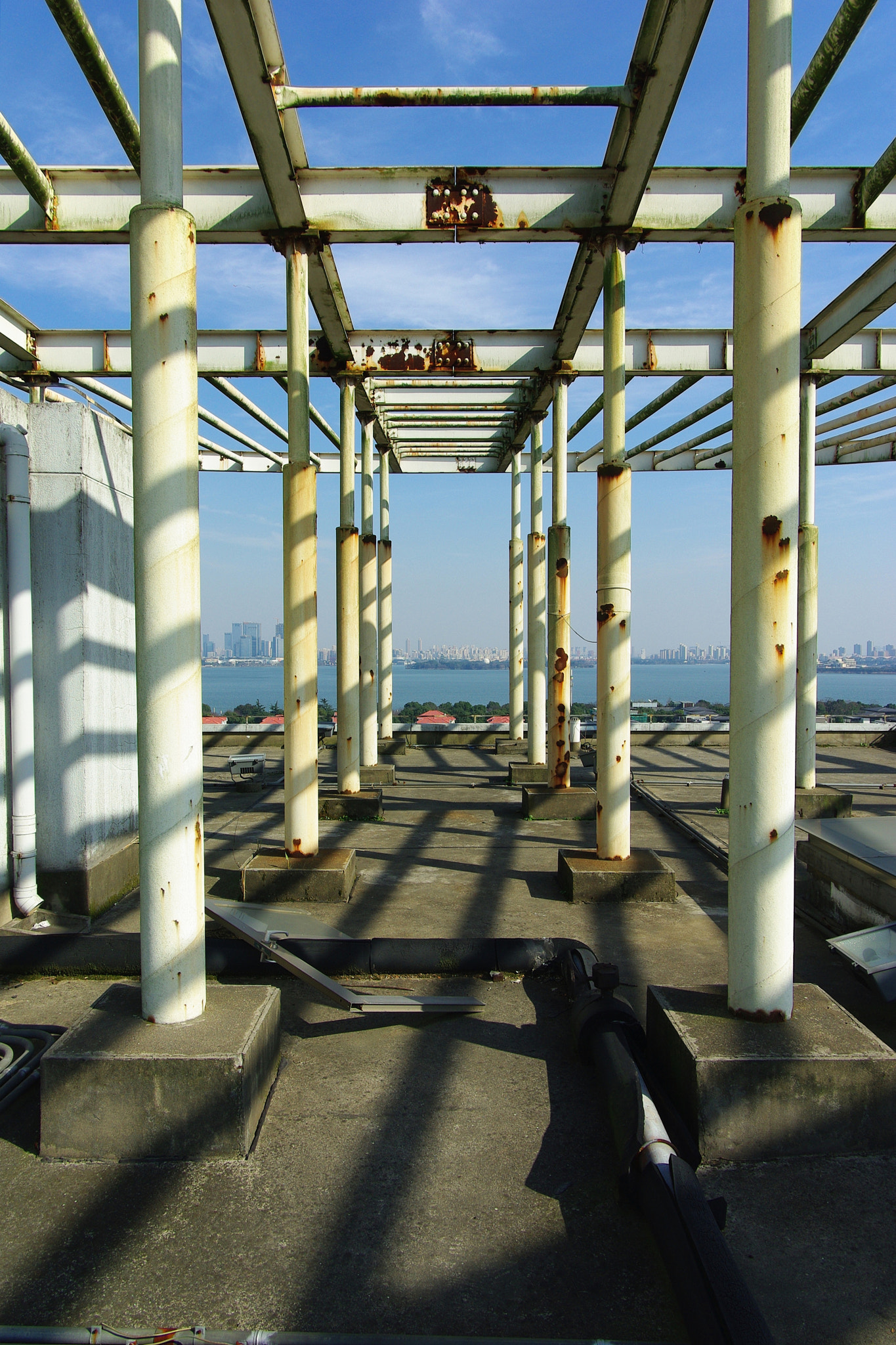 Pentax smc DA 16-45mm F4 ED AL sample photo. Landmark skylight roof photography