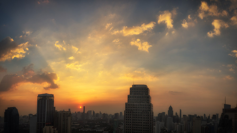 Pentax smc DA* 16-50mm F2.8 ED AL (IF) SDM sample photo. Bangkok sunset photography