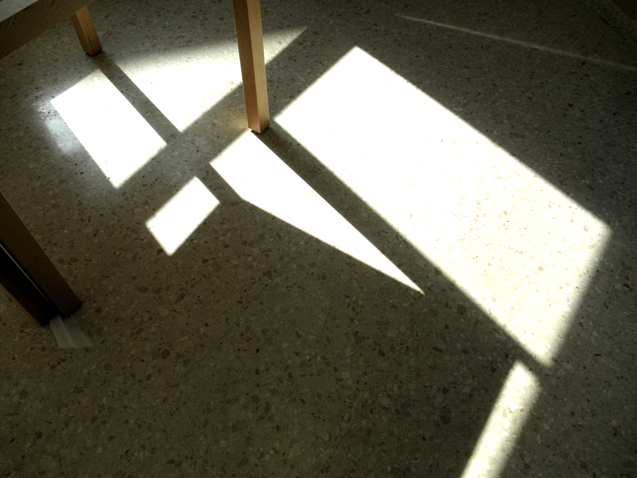 Olympus u7040,S7040 sample photo. Shadows photography