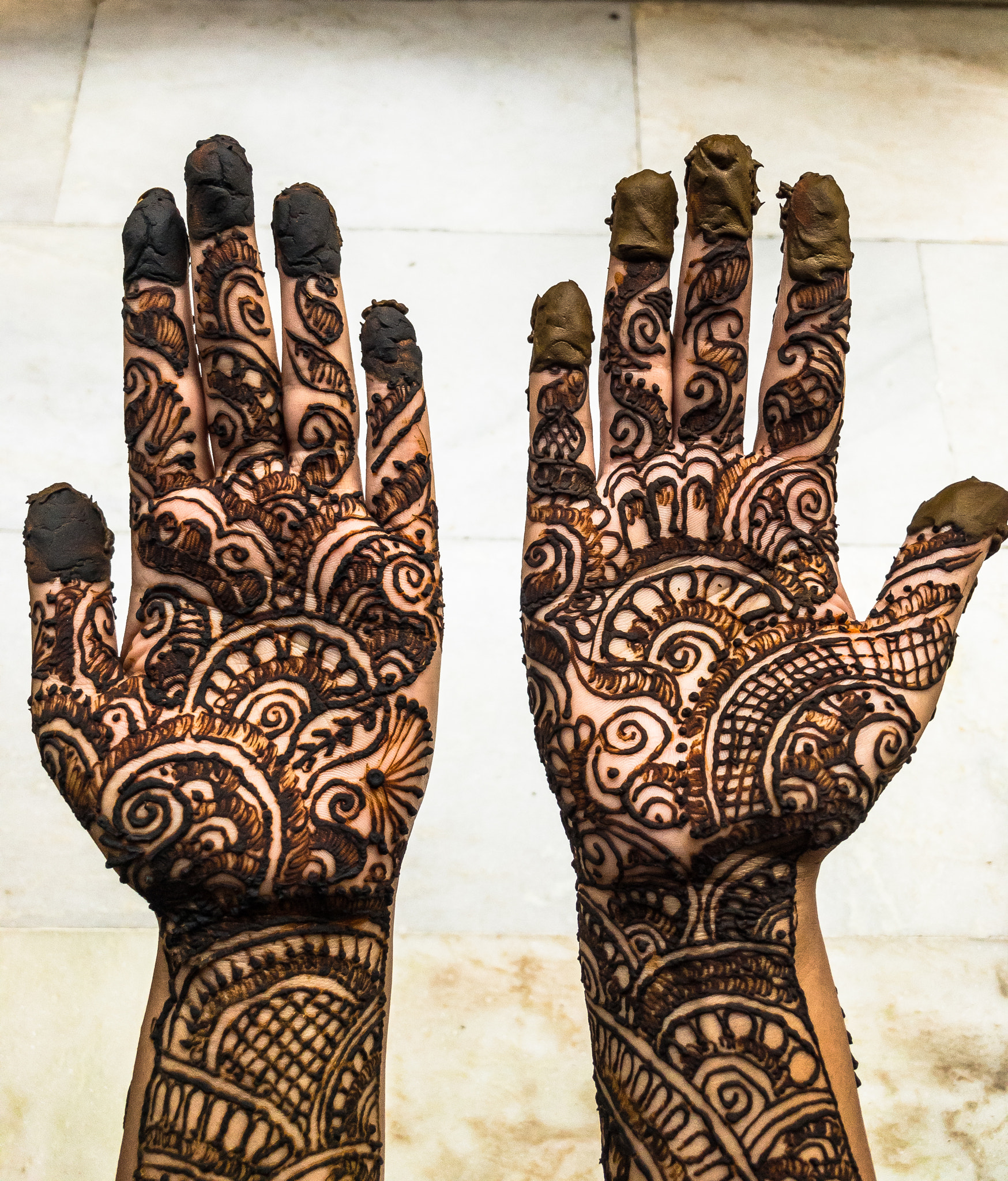 iPhone 7 Plus back camera 3.99mm f/1.8 sample photo. Mehandi photography